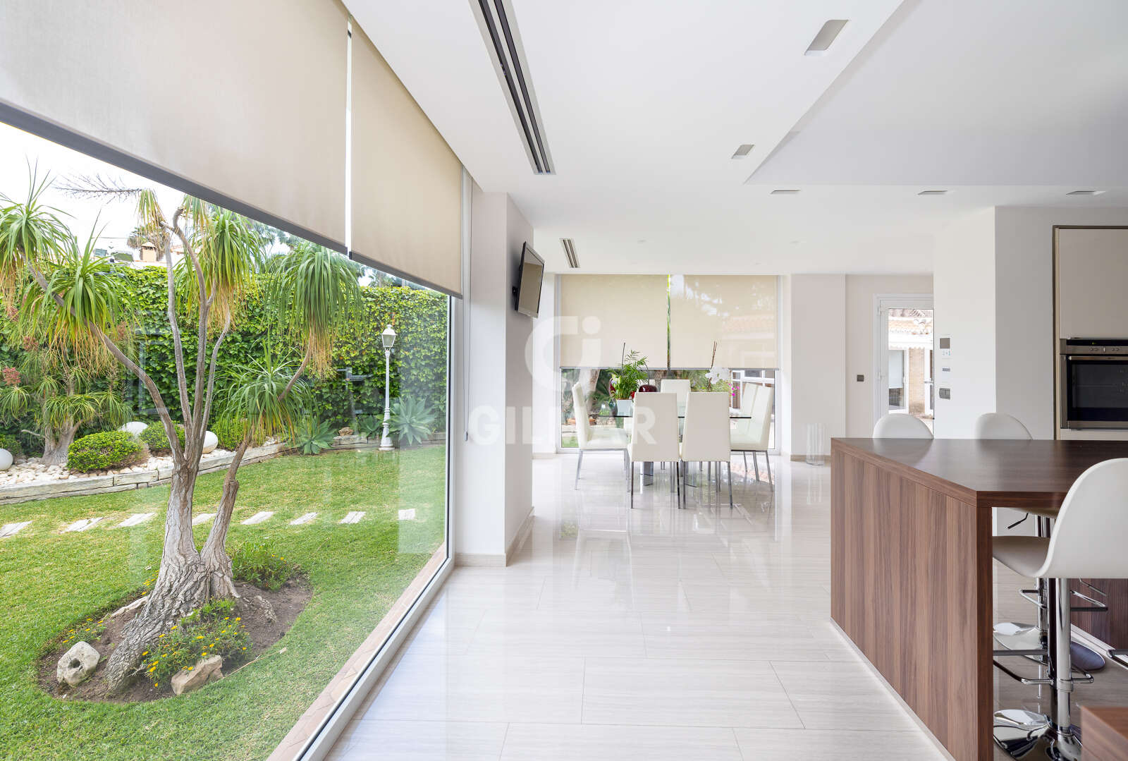 Property slider Gilmar