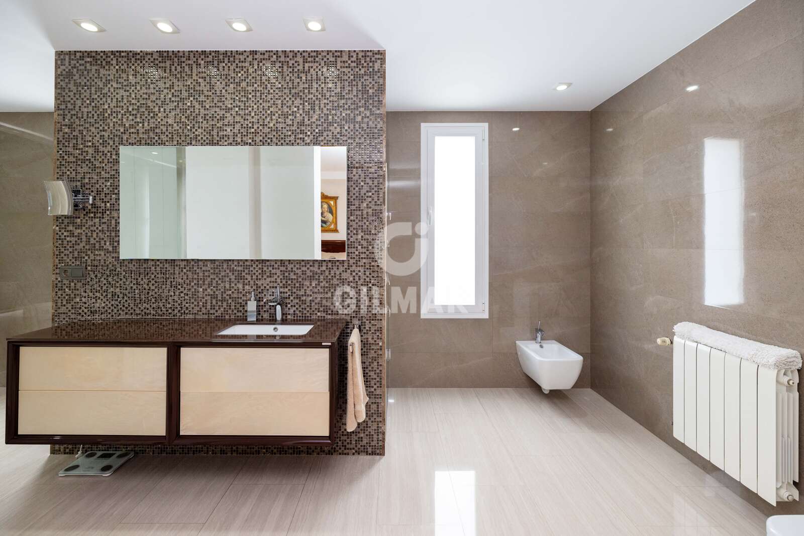 Property slider Gilmar