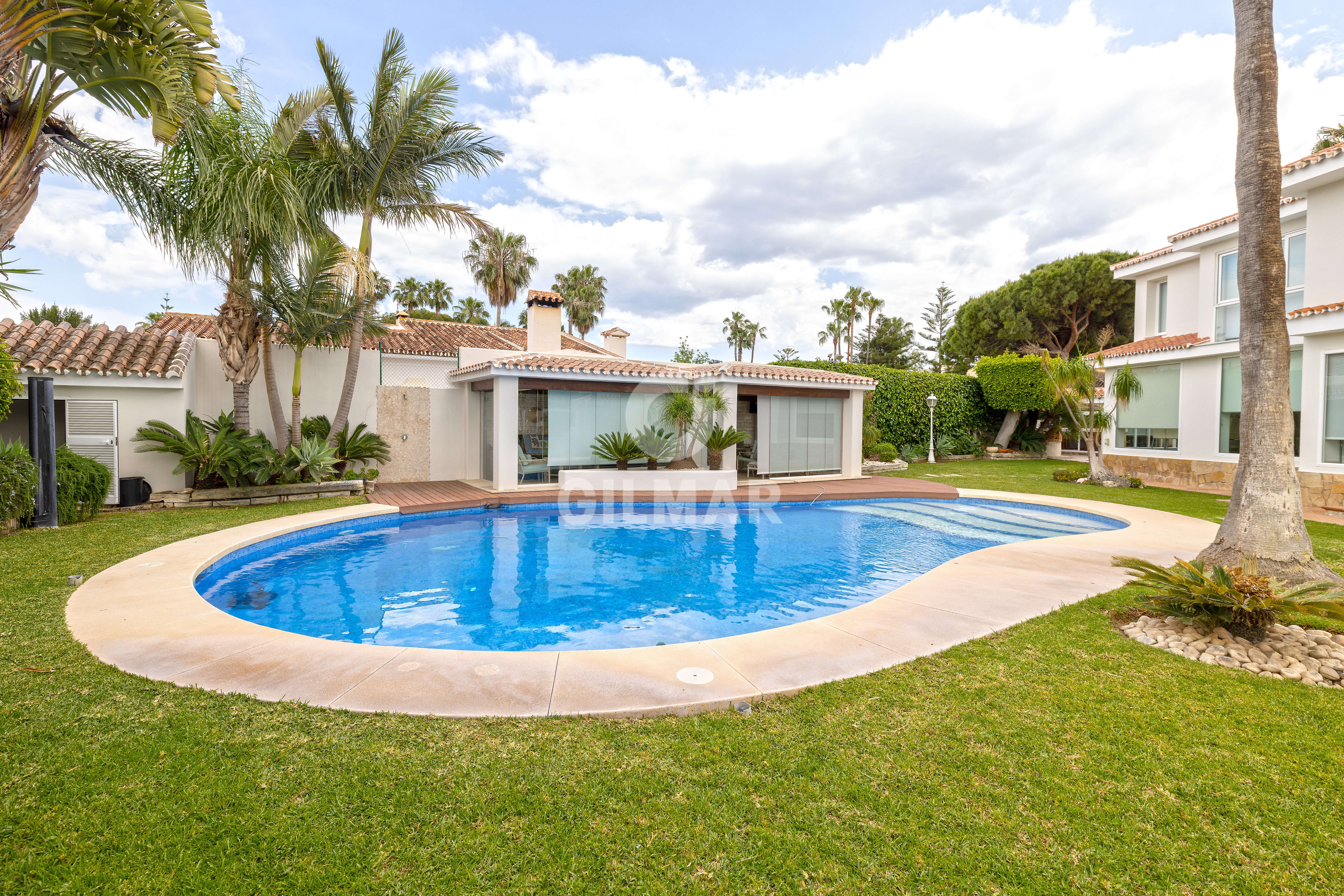 properties images