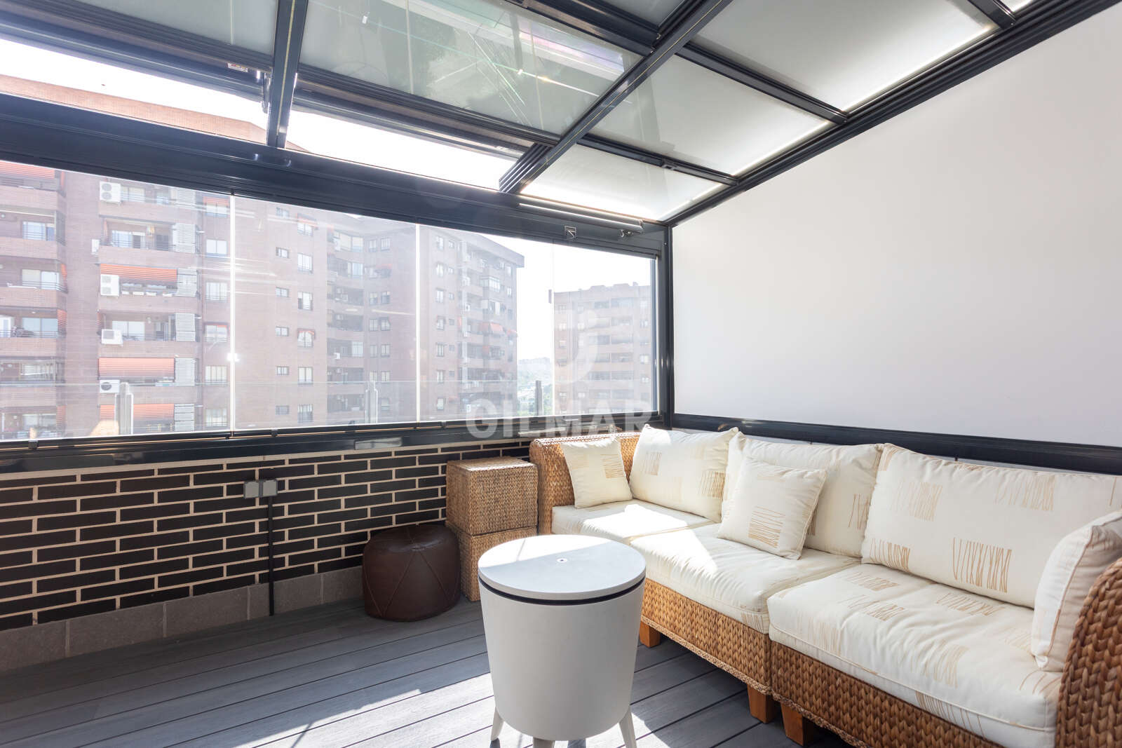 Property slider Gilmar
