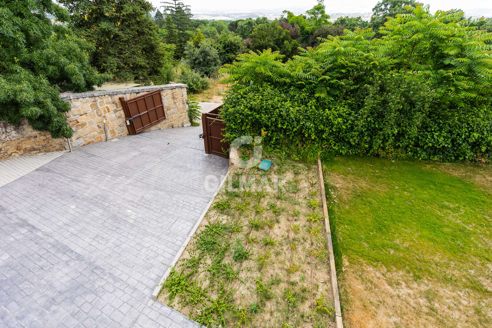 Property slider Gilmar