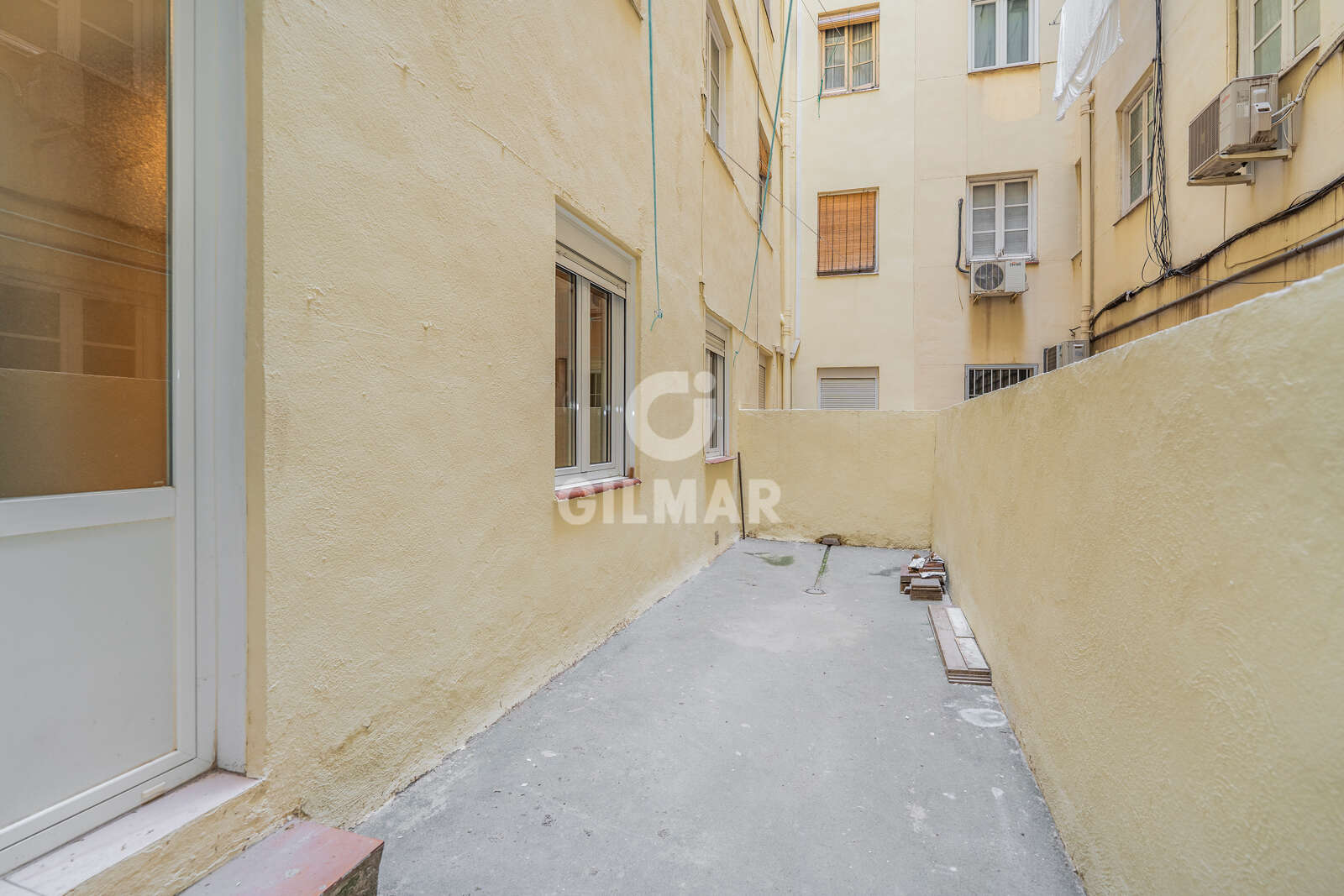 Property slider Gilmar
