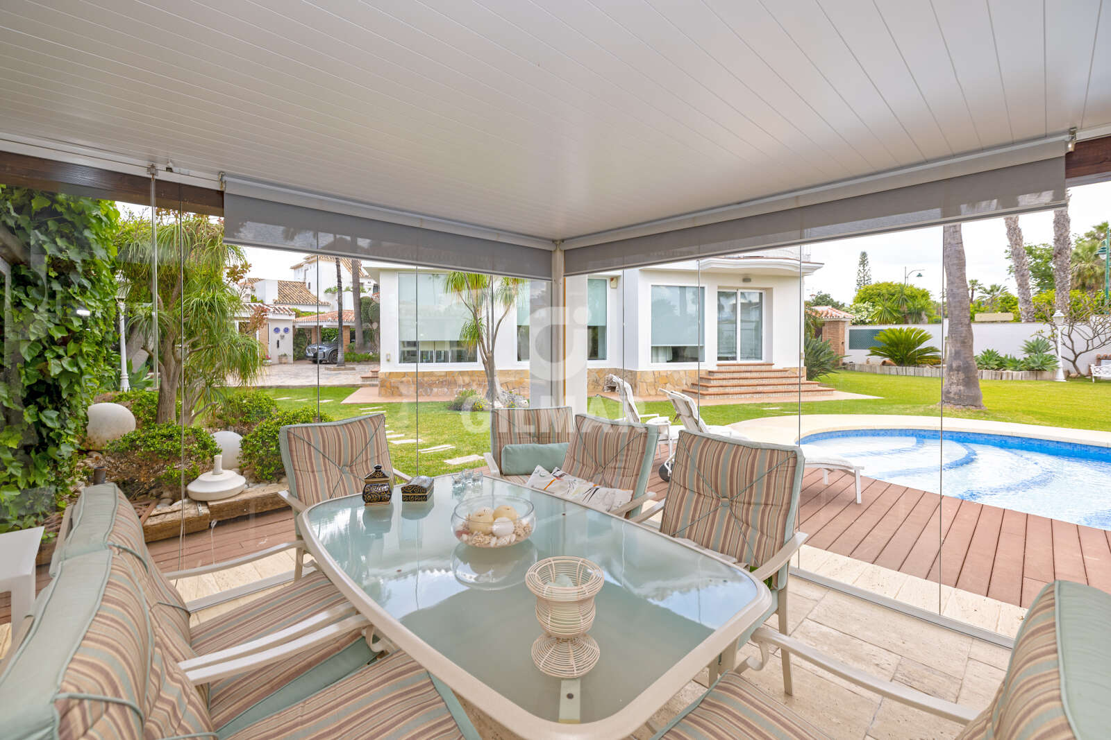 Property slider Gilmar