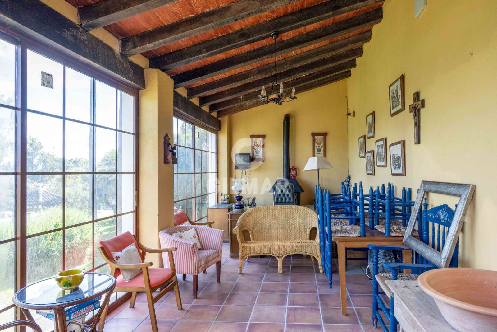 Property slider Gilmar