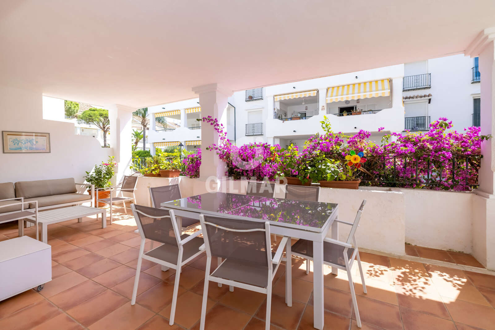 Property slider Gilmar