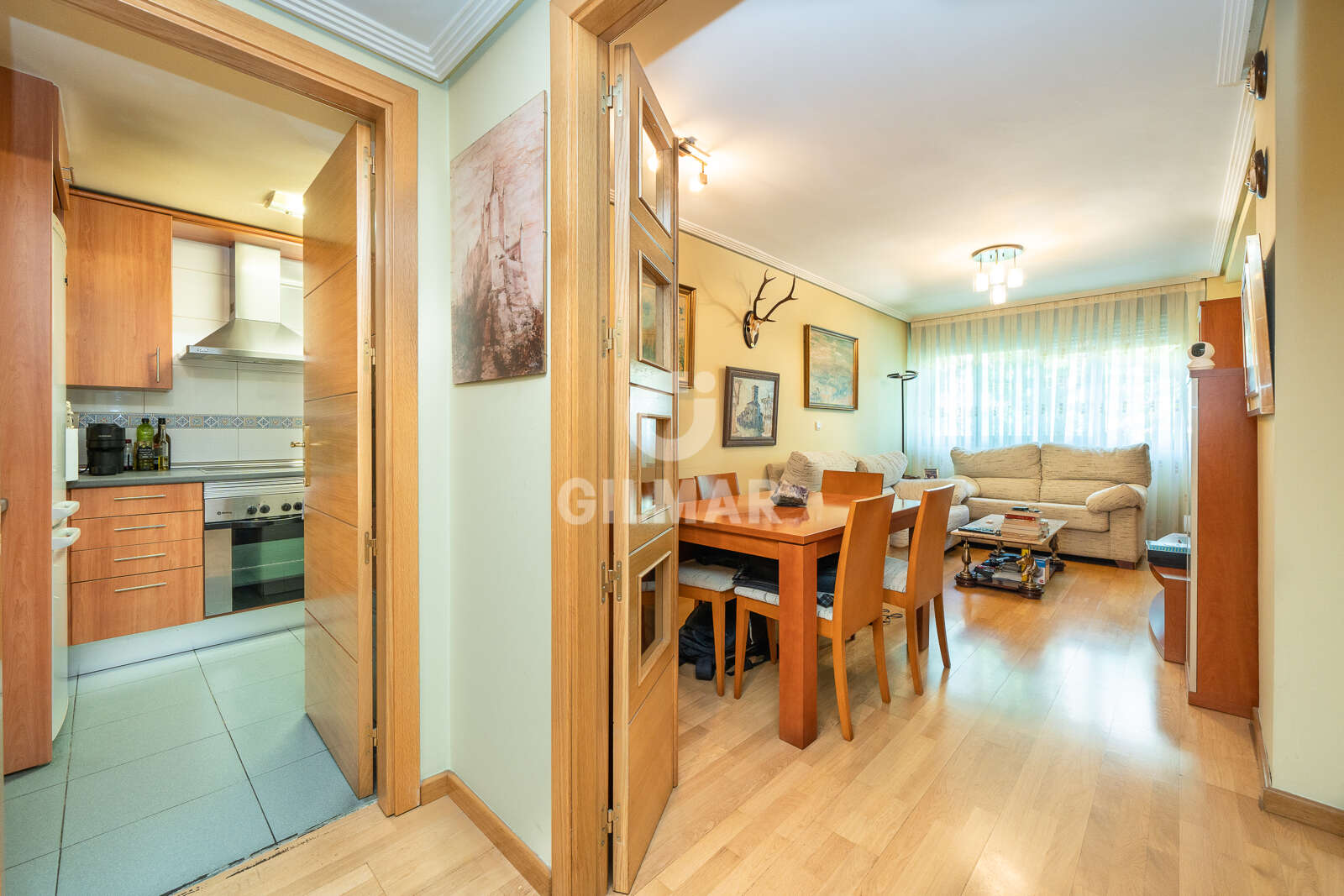 Property slider Gilmar