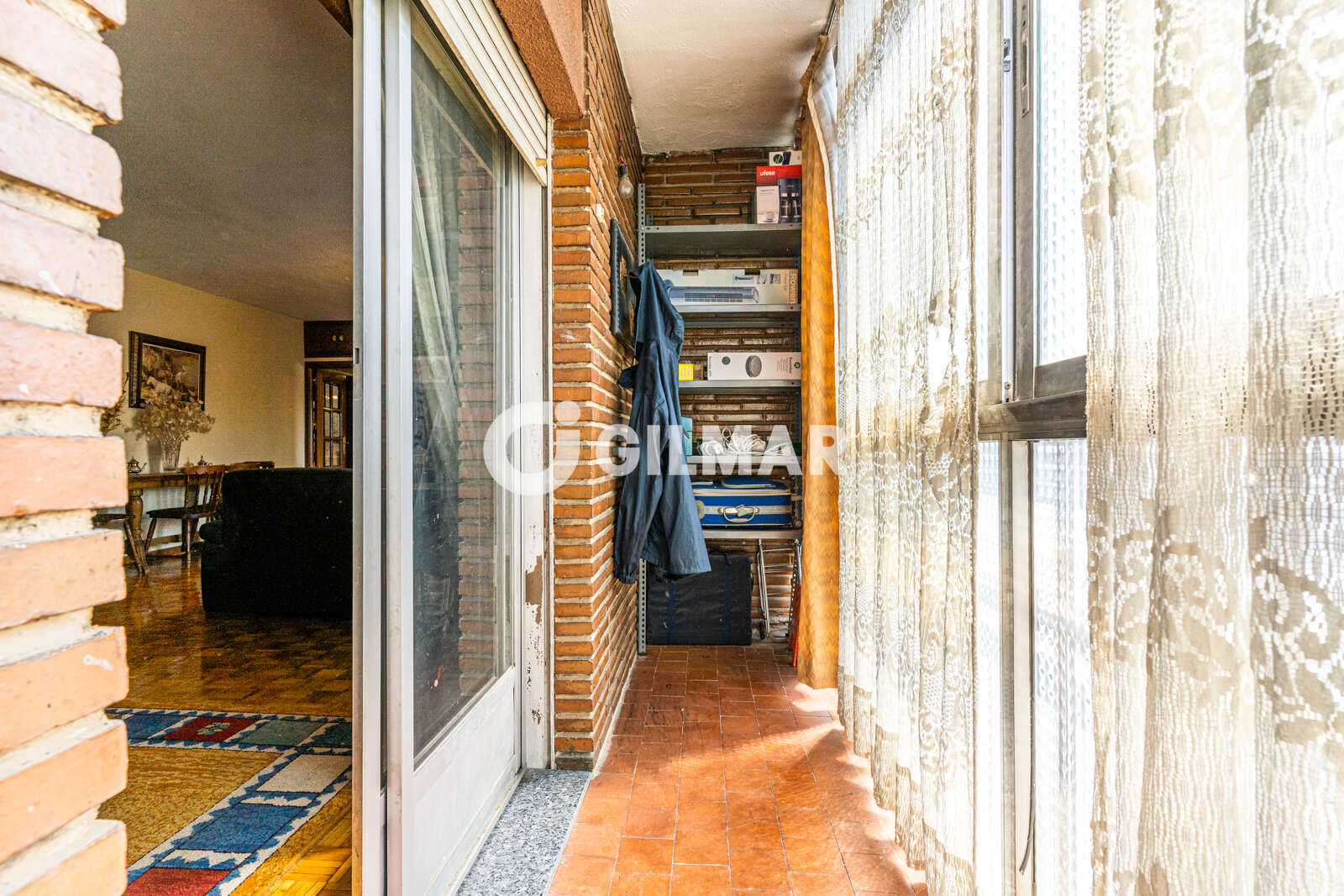 Property slider Gilmar