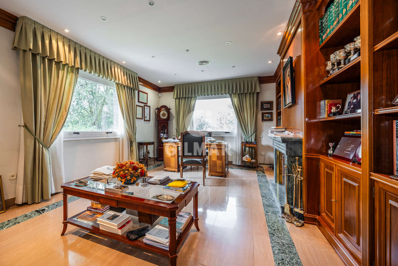 Property slider Gilmar