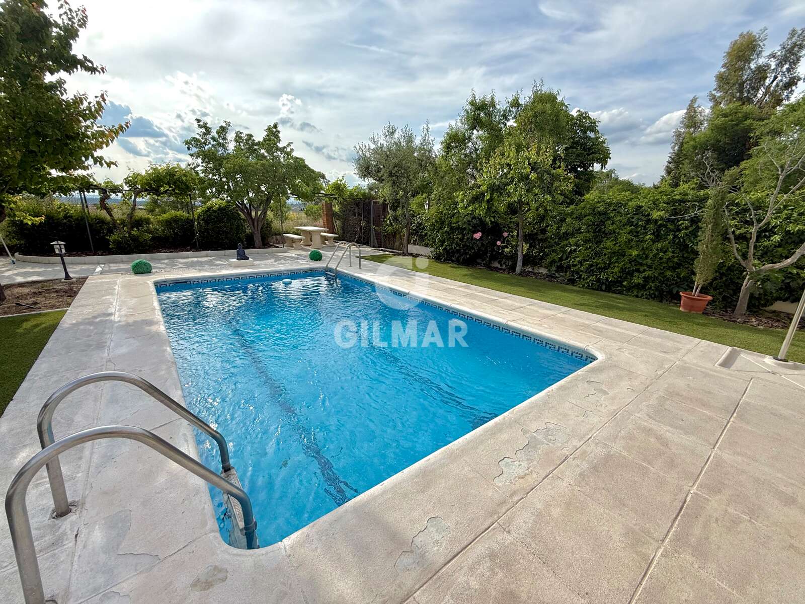 Property slider Gilmar