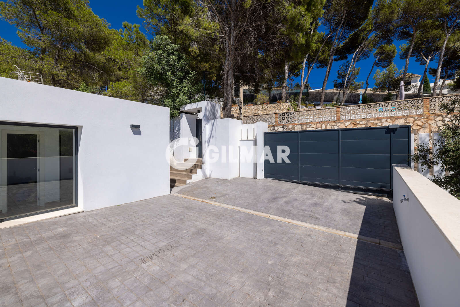 Property slider Gilmar