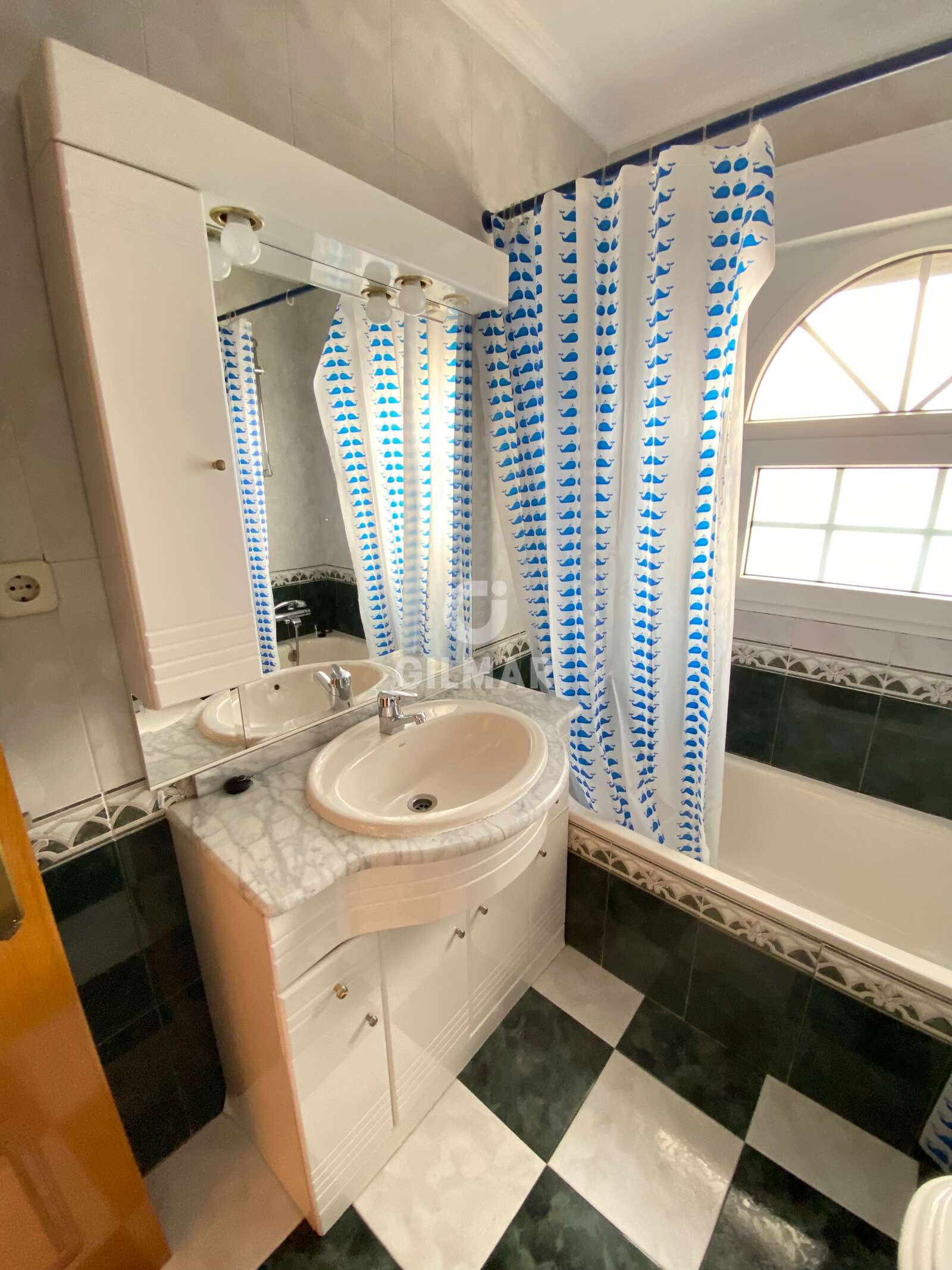 Property slider Gilmar