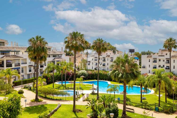 Ático en venta en Puerto Banús – Málaga | Gilmar Consulting