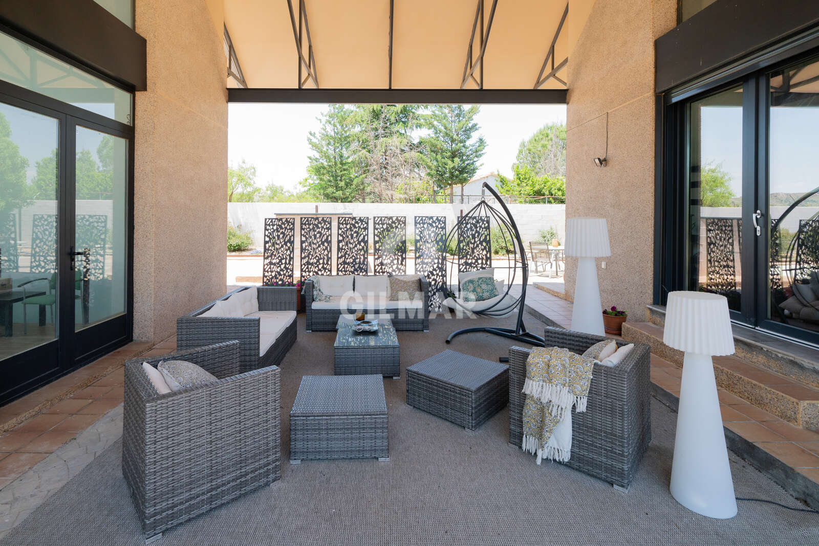 Property slider Gilmar