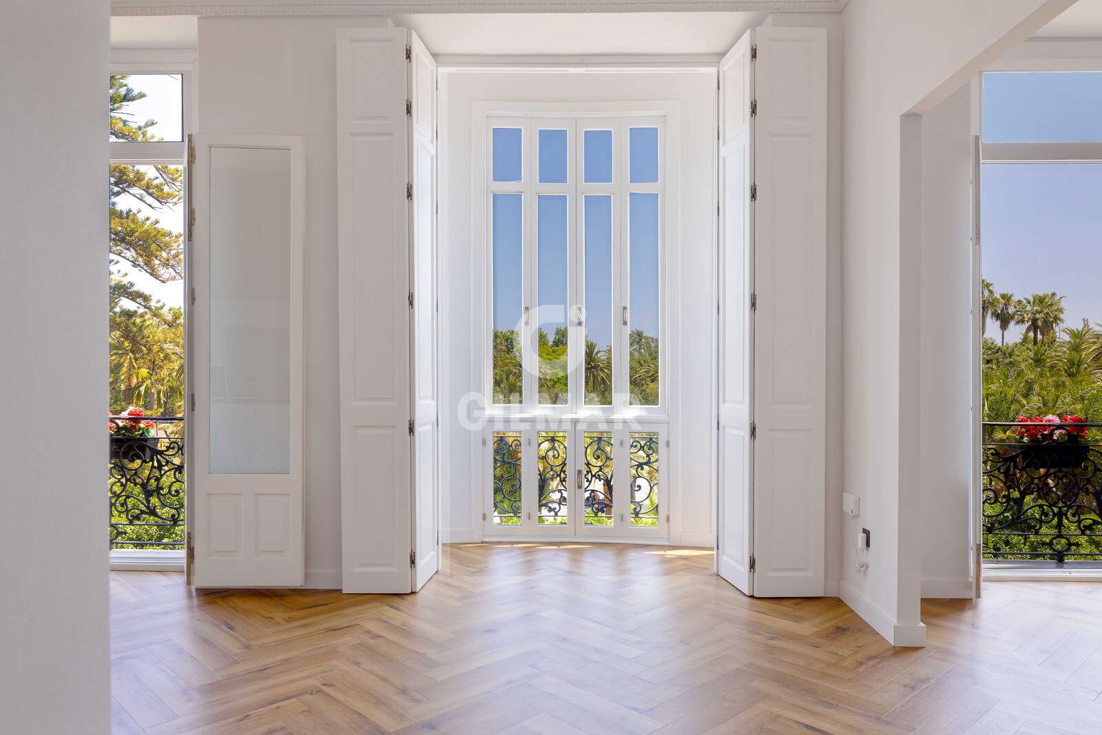 Property slider Gilmar