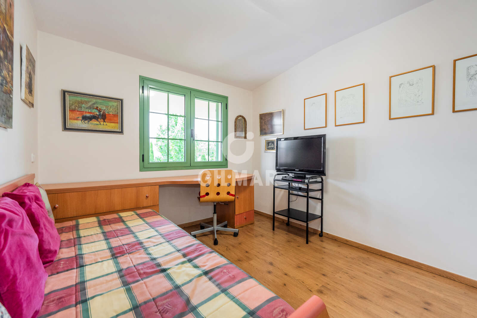 Property slider Gilmar