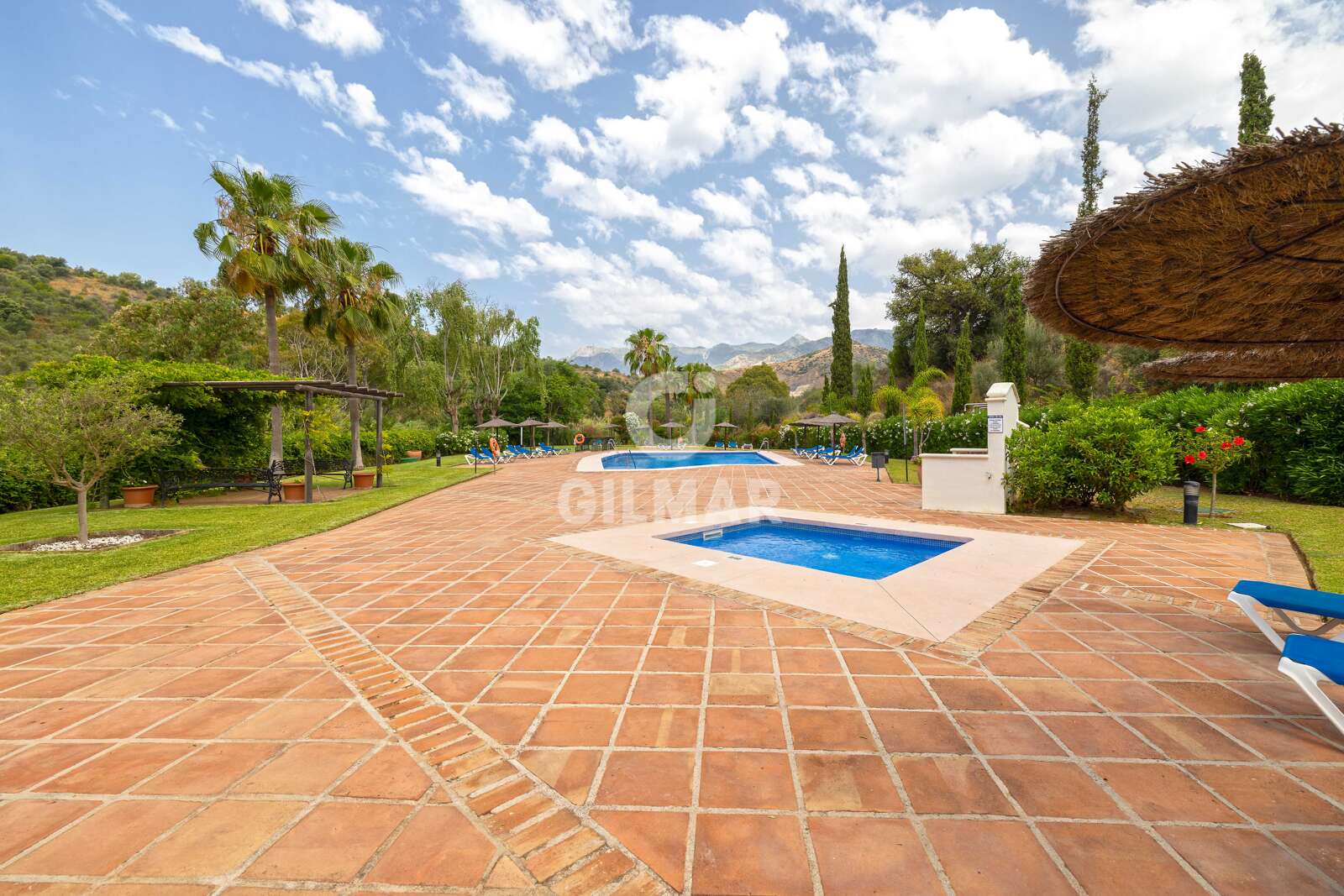 Property slider Gilmar