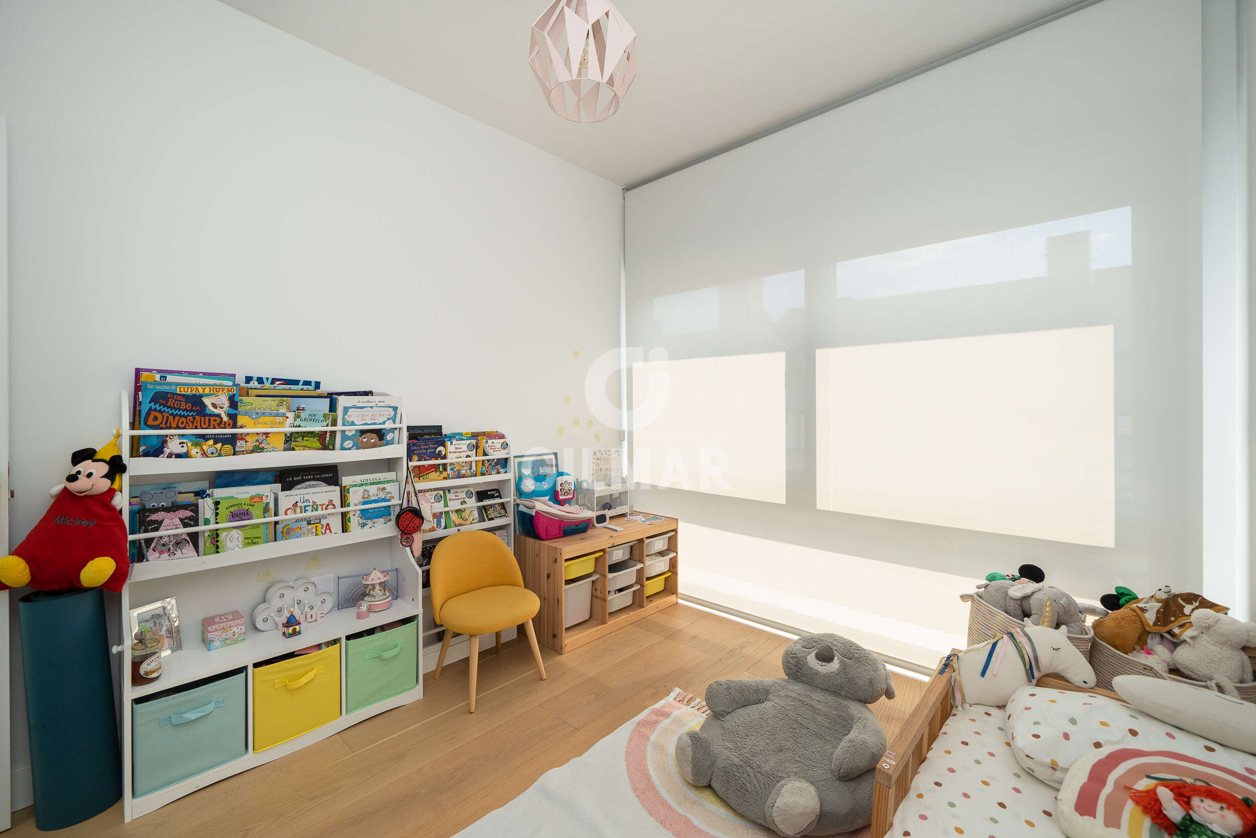 Photo of Semi-detached house