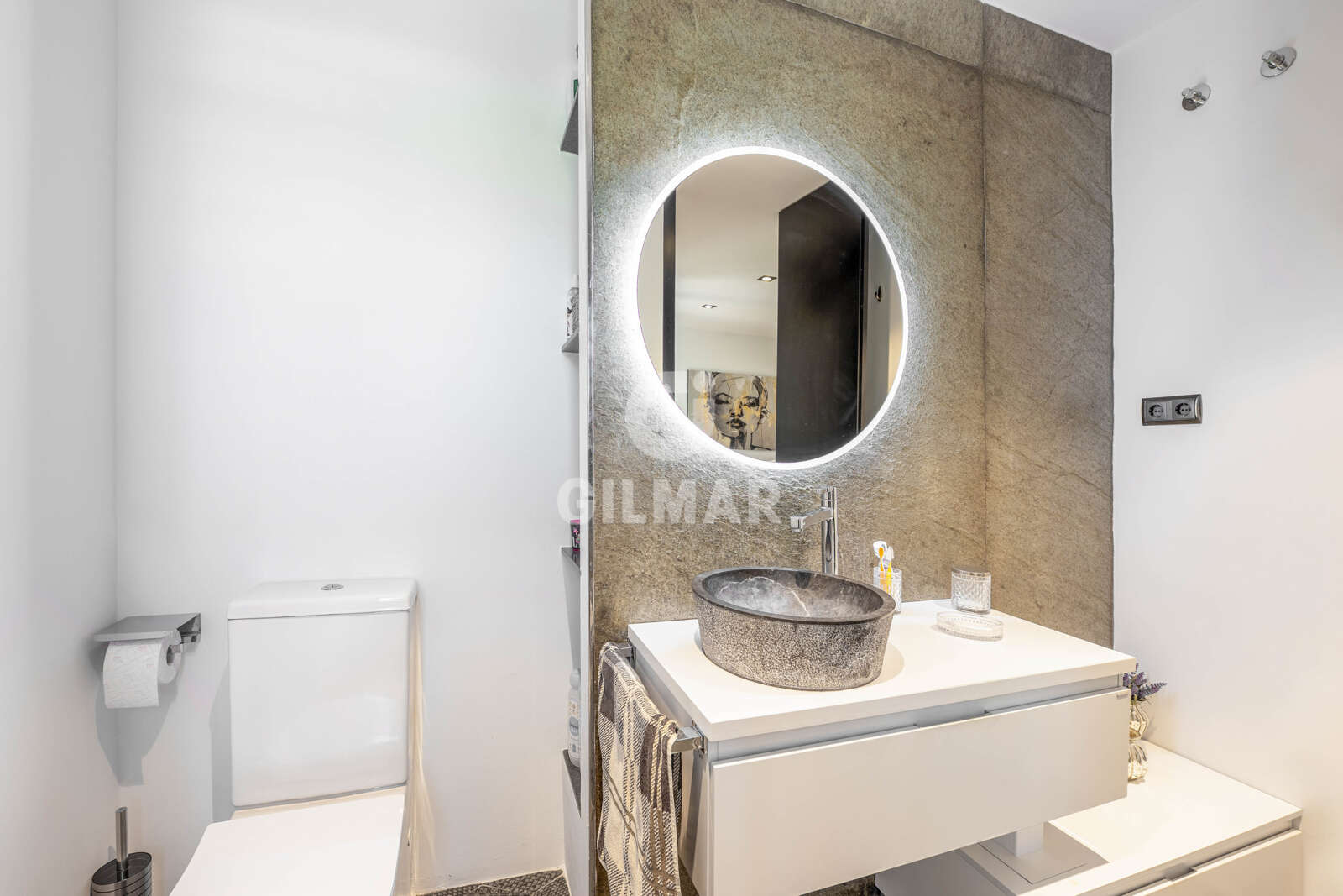 Property slider Gilmar