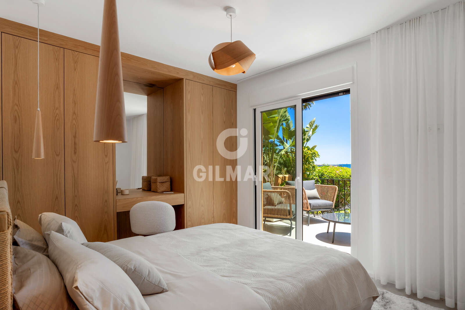 Property slider Gilmar
