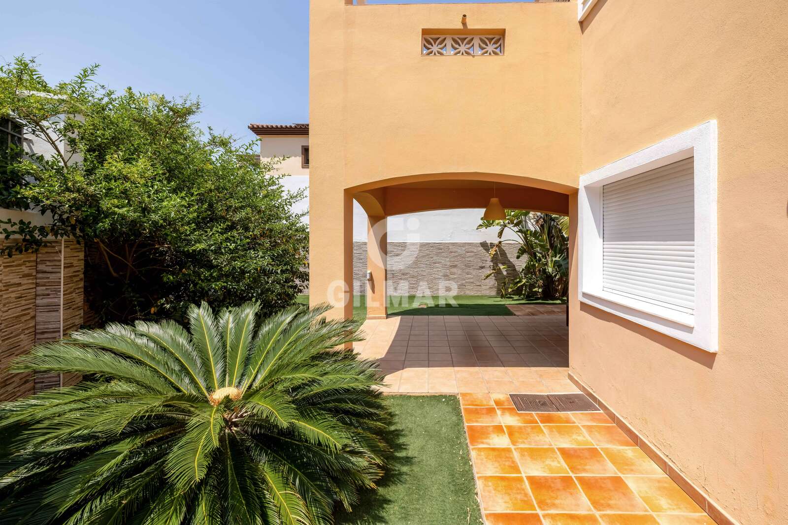 Property slider Gilmar