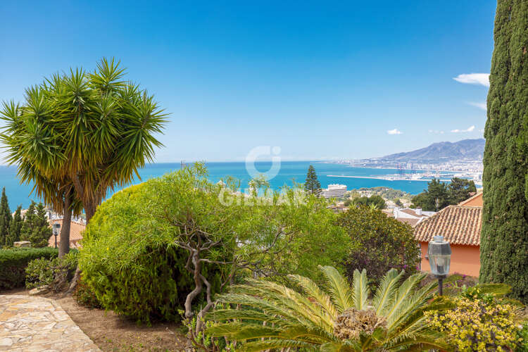 Chalet Independiente en venta en Málaga Este – Málaga | Gilmar