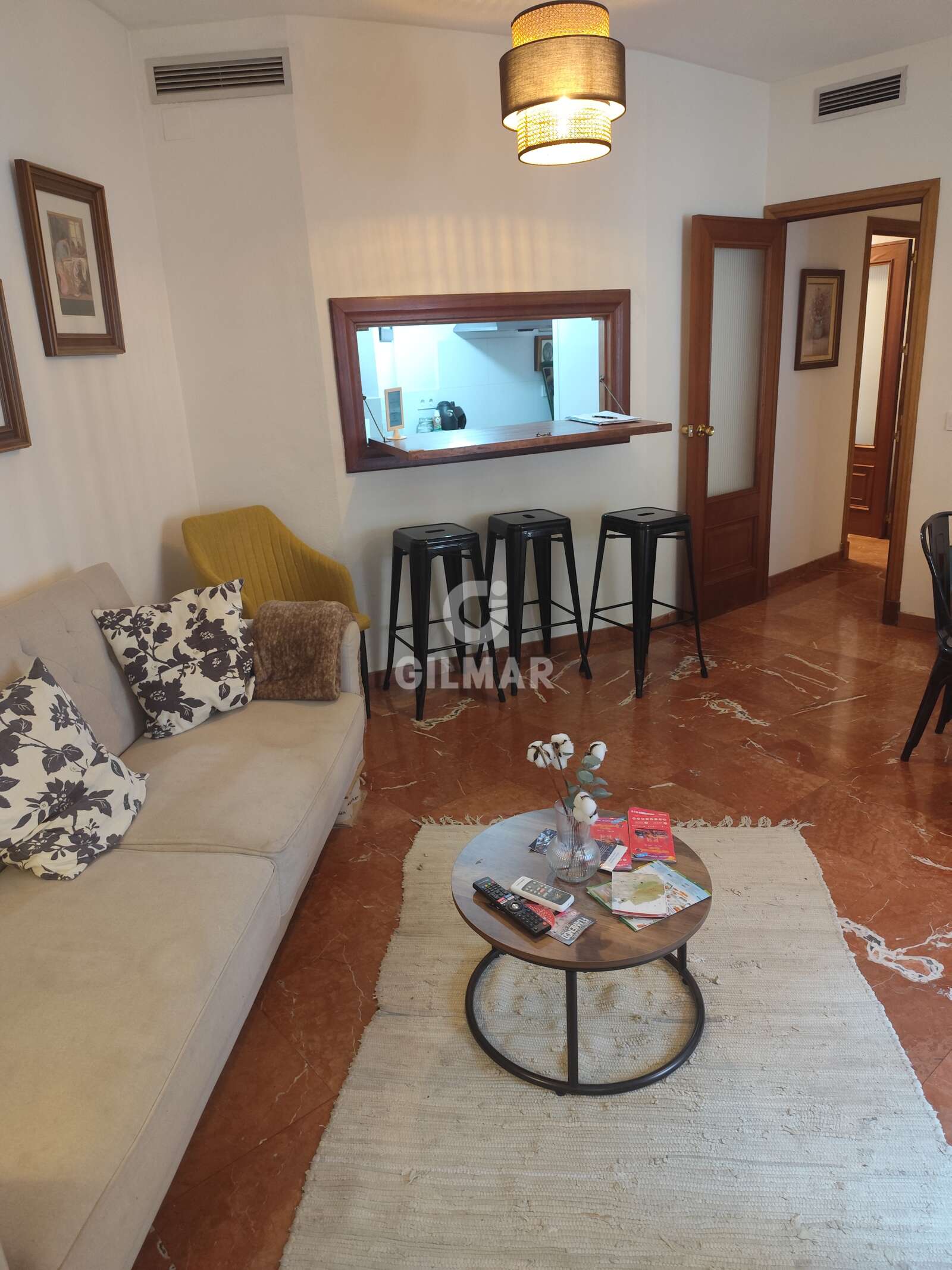 Property slider Gilmar