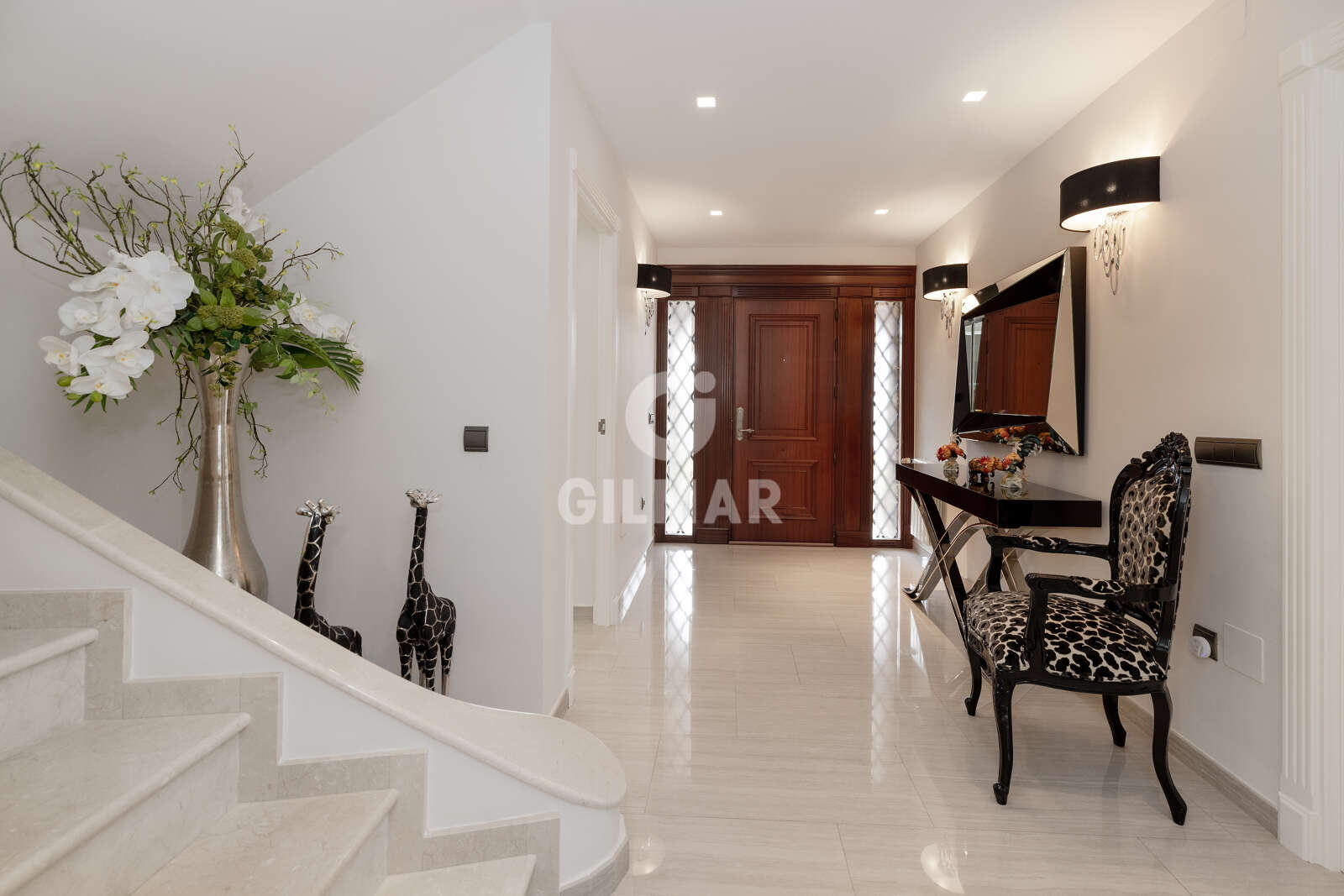 Property slider Gilmar