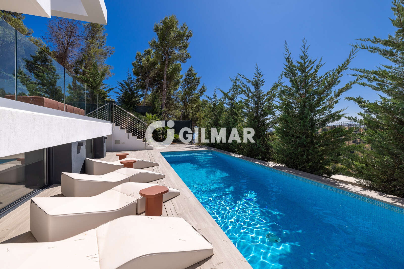 Property slider Gilmar