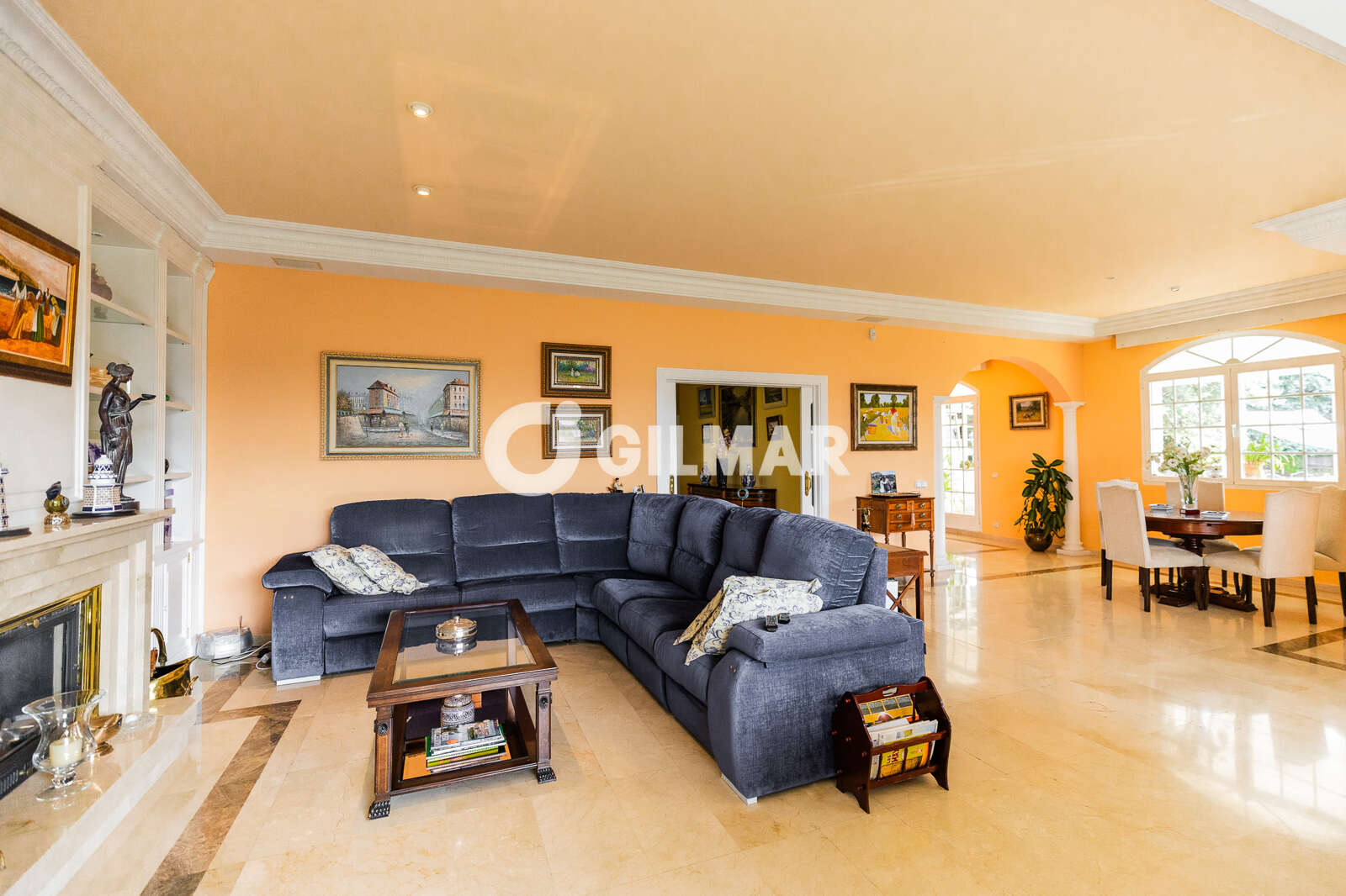 Property slider Gilmar