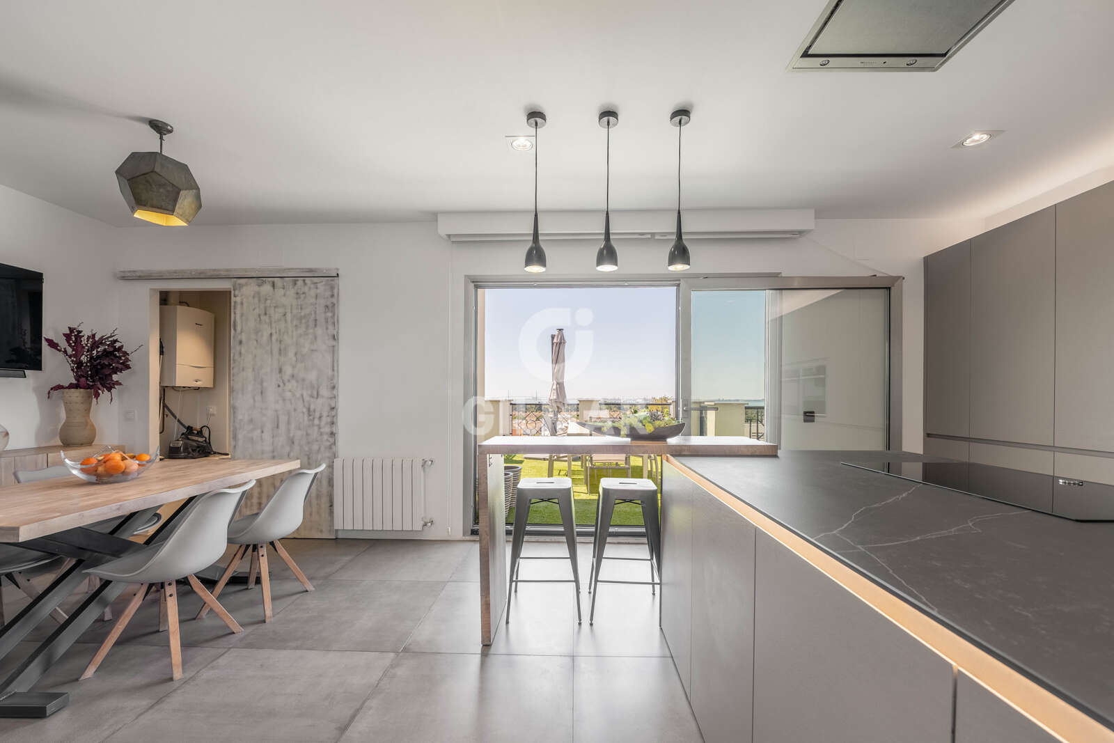 Property slider Gilmar