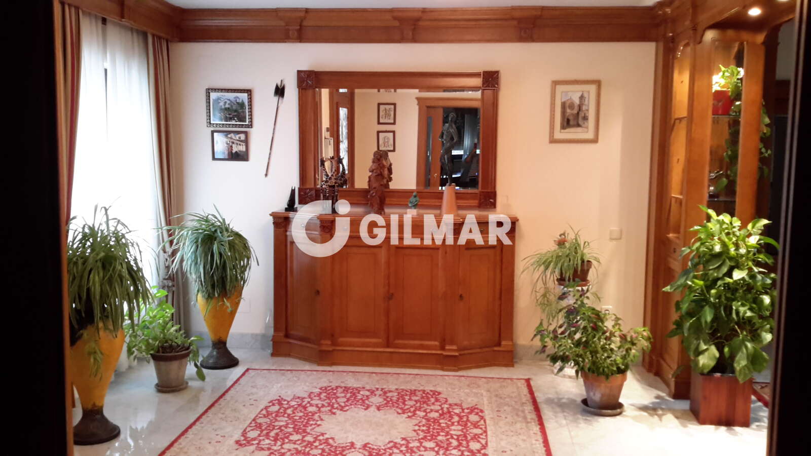 Property slider Gilmar