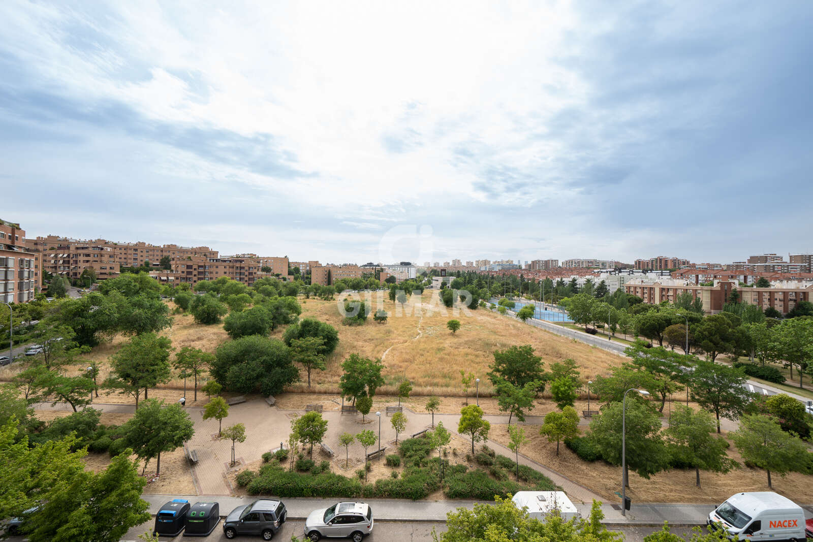 Property slider Gilmar