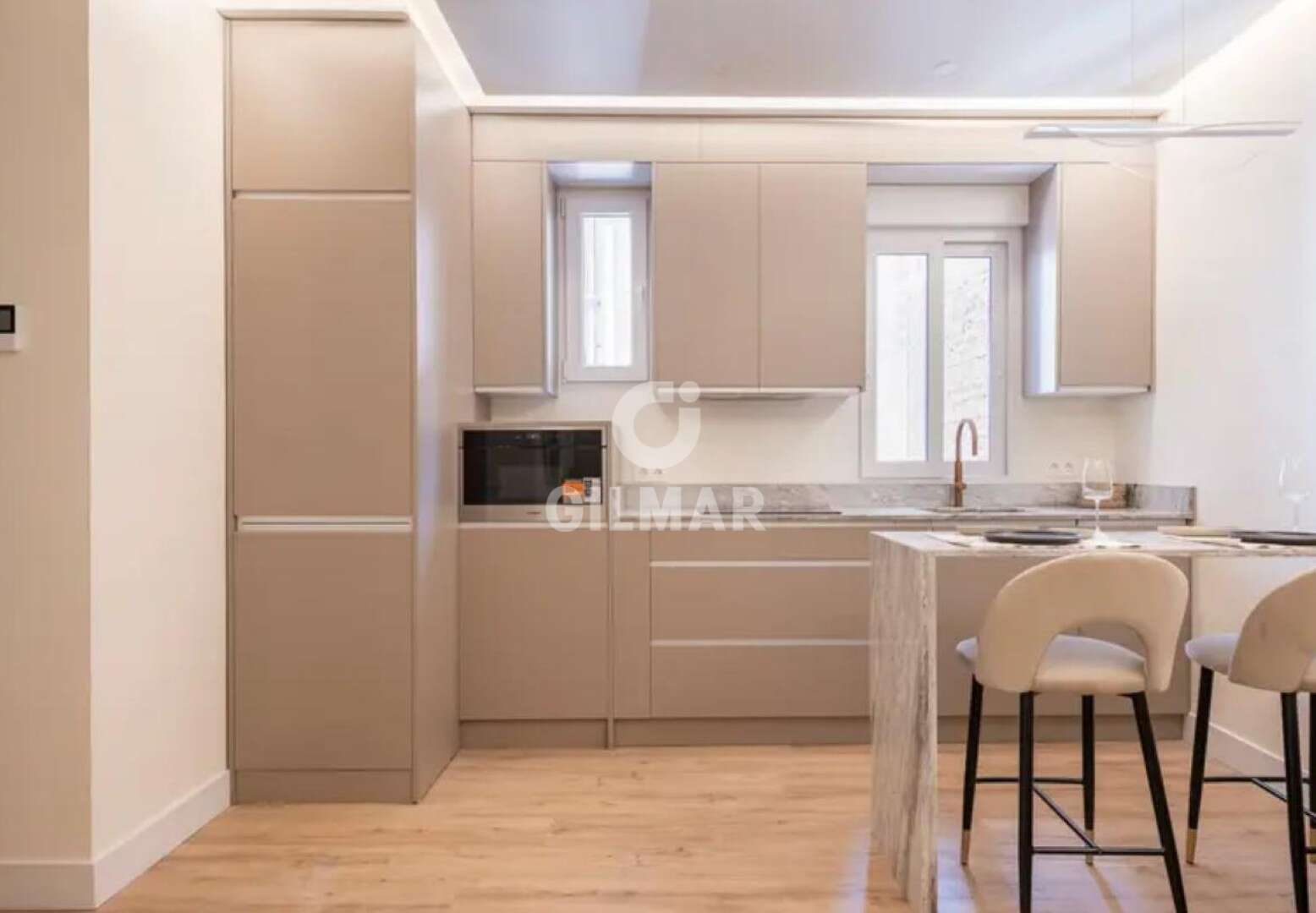 Property slider Gilmar