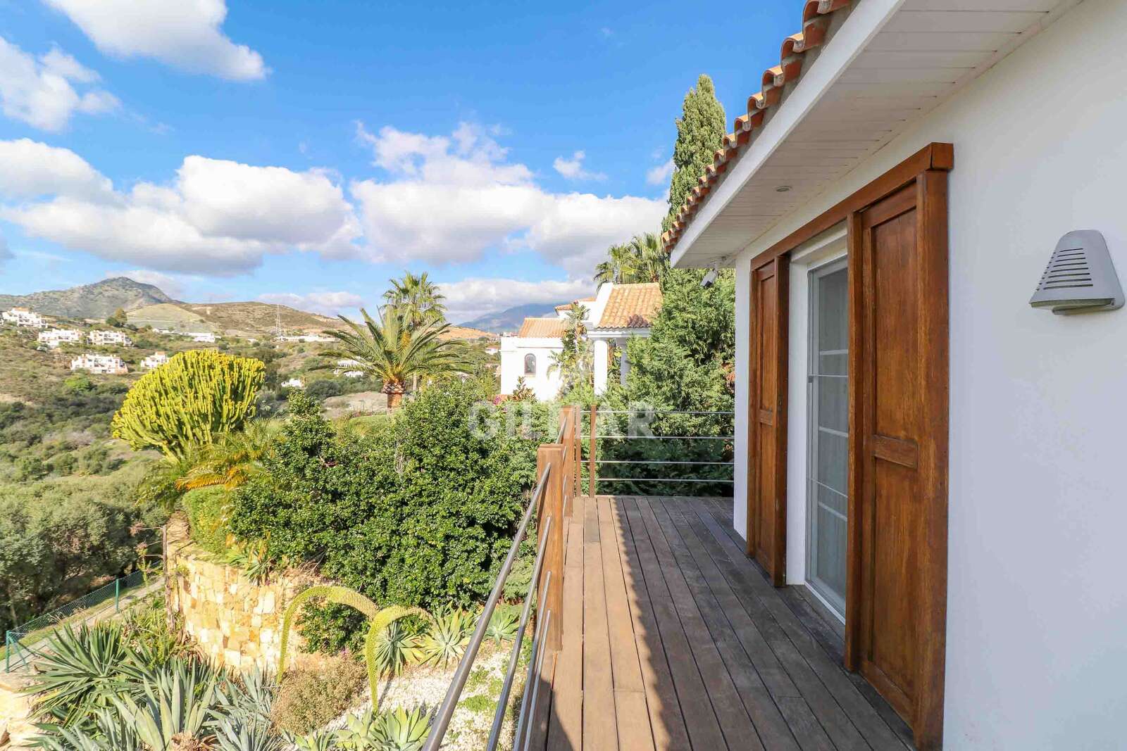 Property slider Gilmar