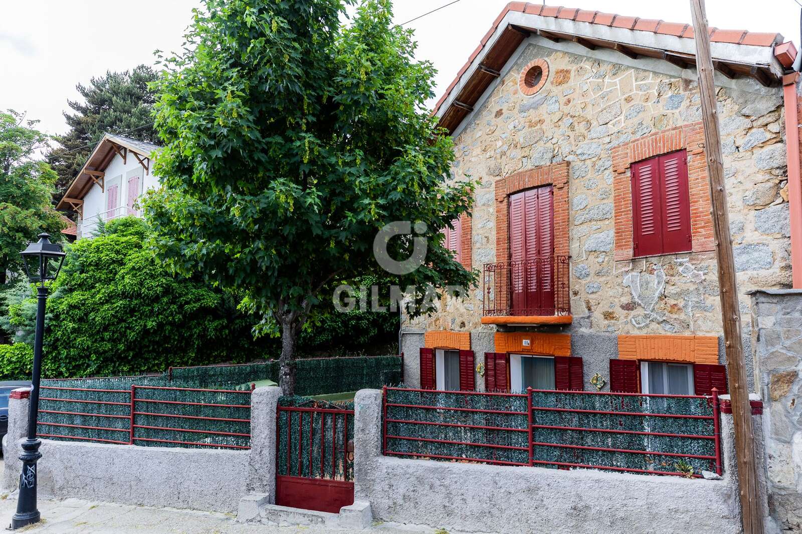 Property slider Gilmar