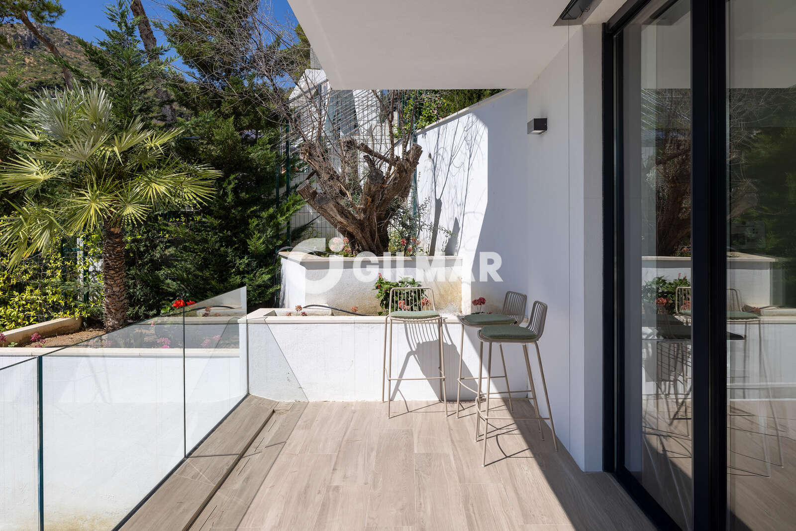 Property slider Gilmar