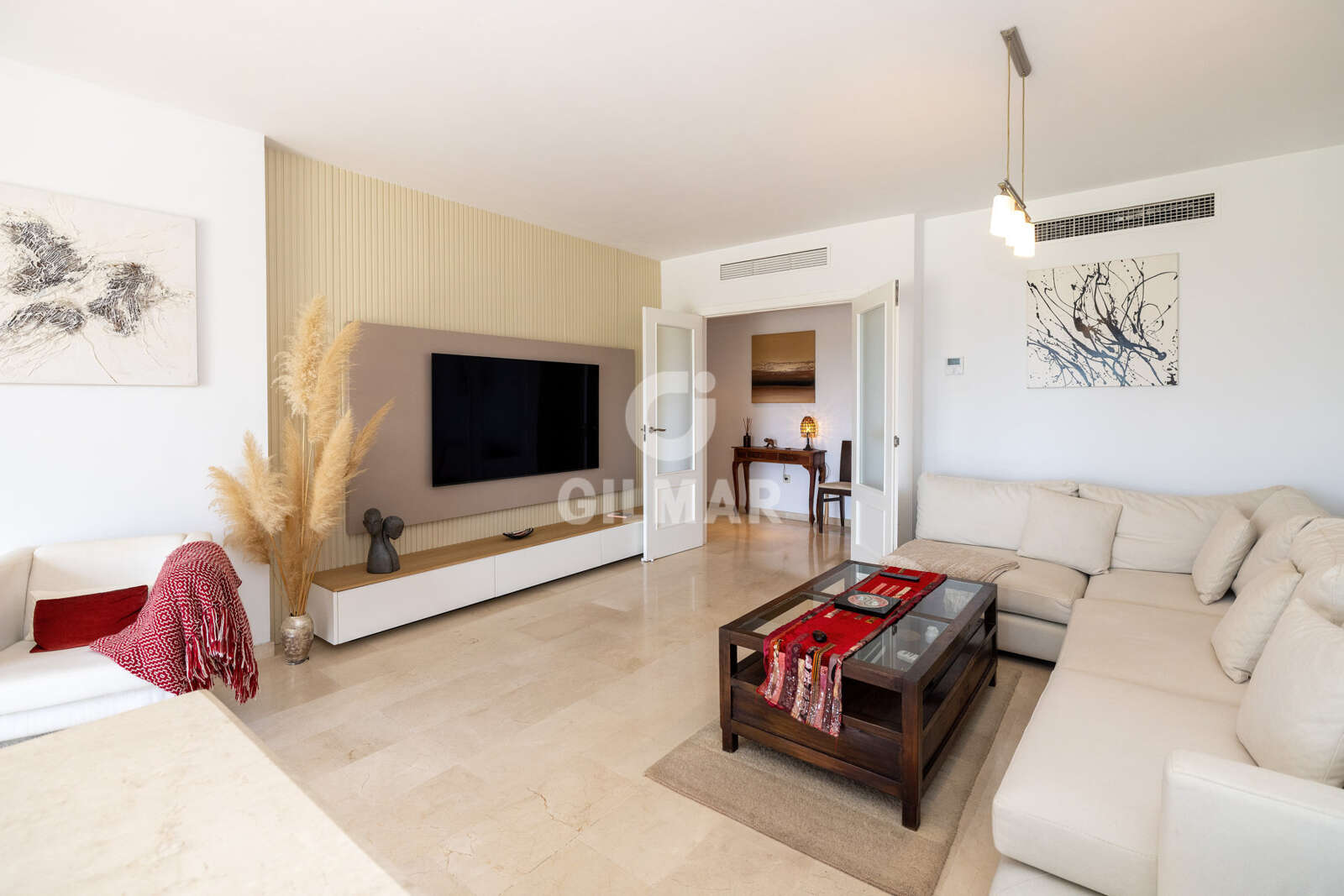 Property slider Gilmar