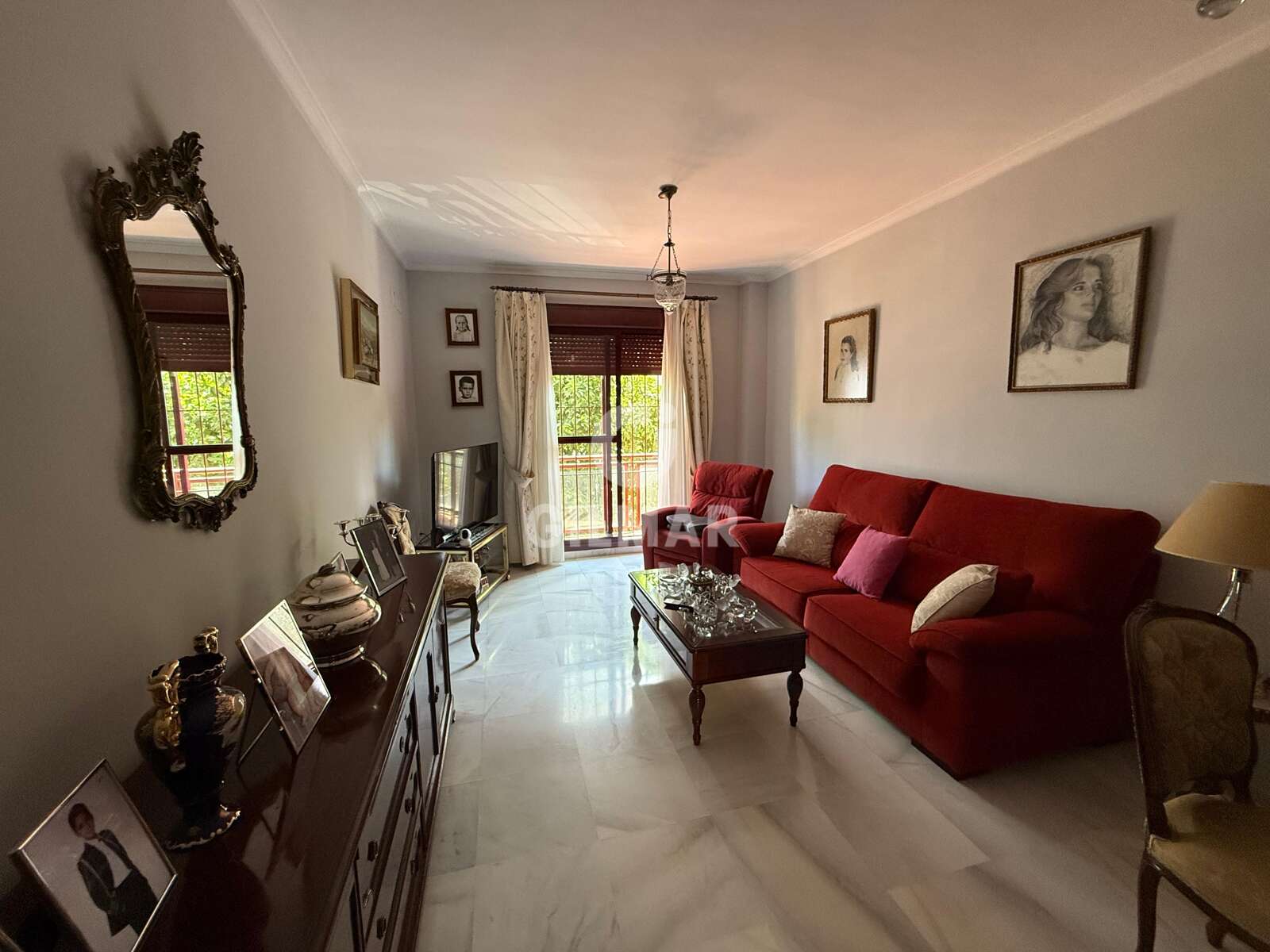 Property slider Gilmar