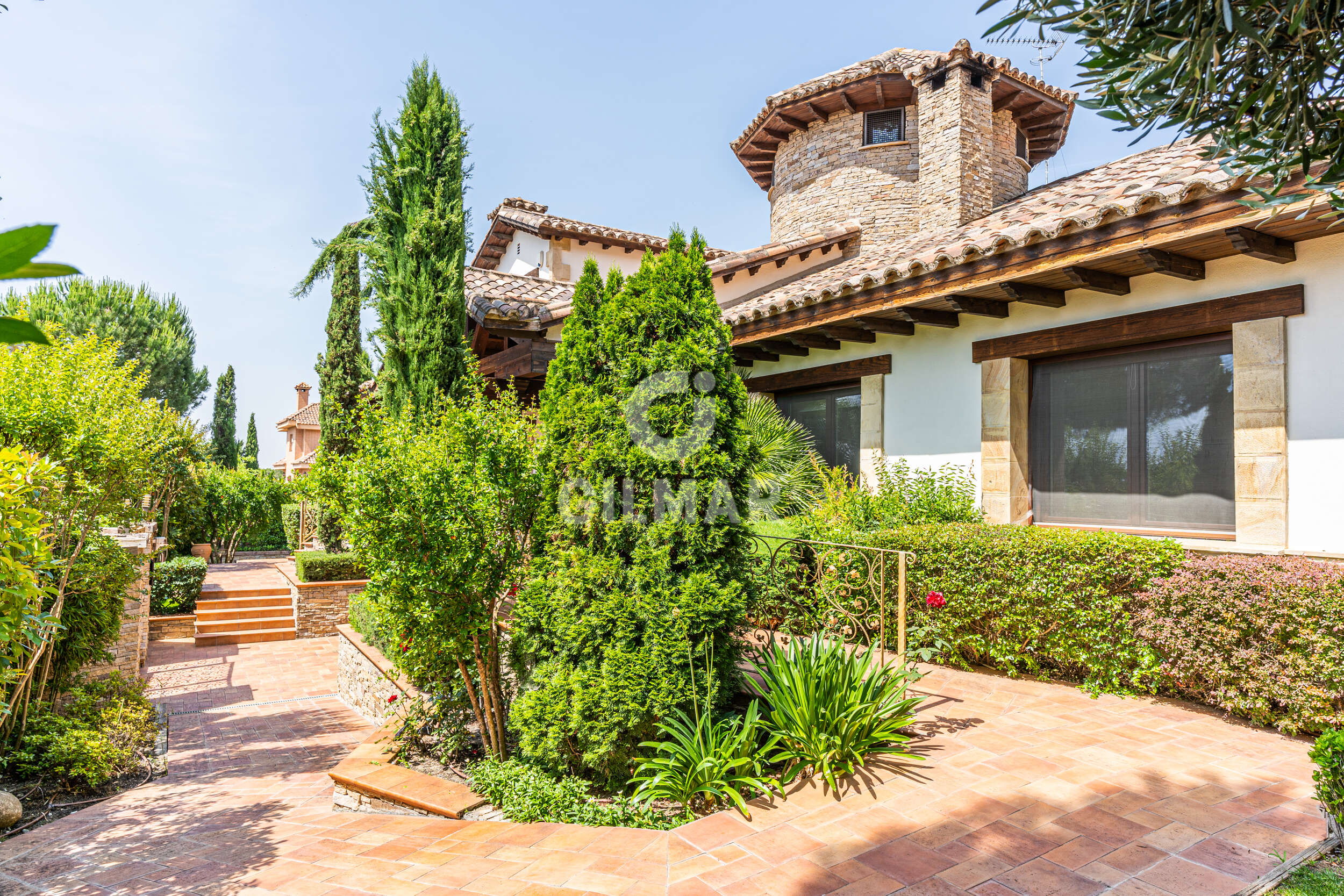properties images
