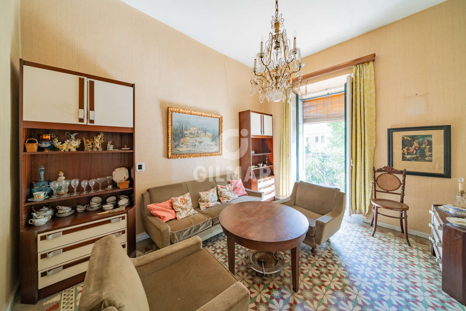 Property slider Gilmar