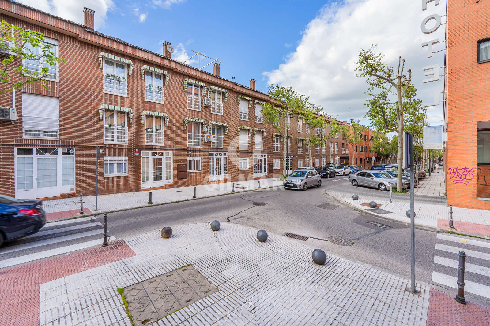 Property slider Gilmar