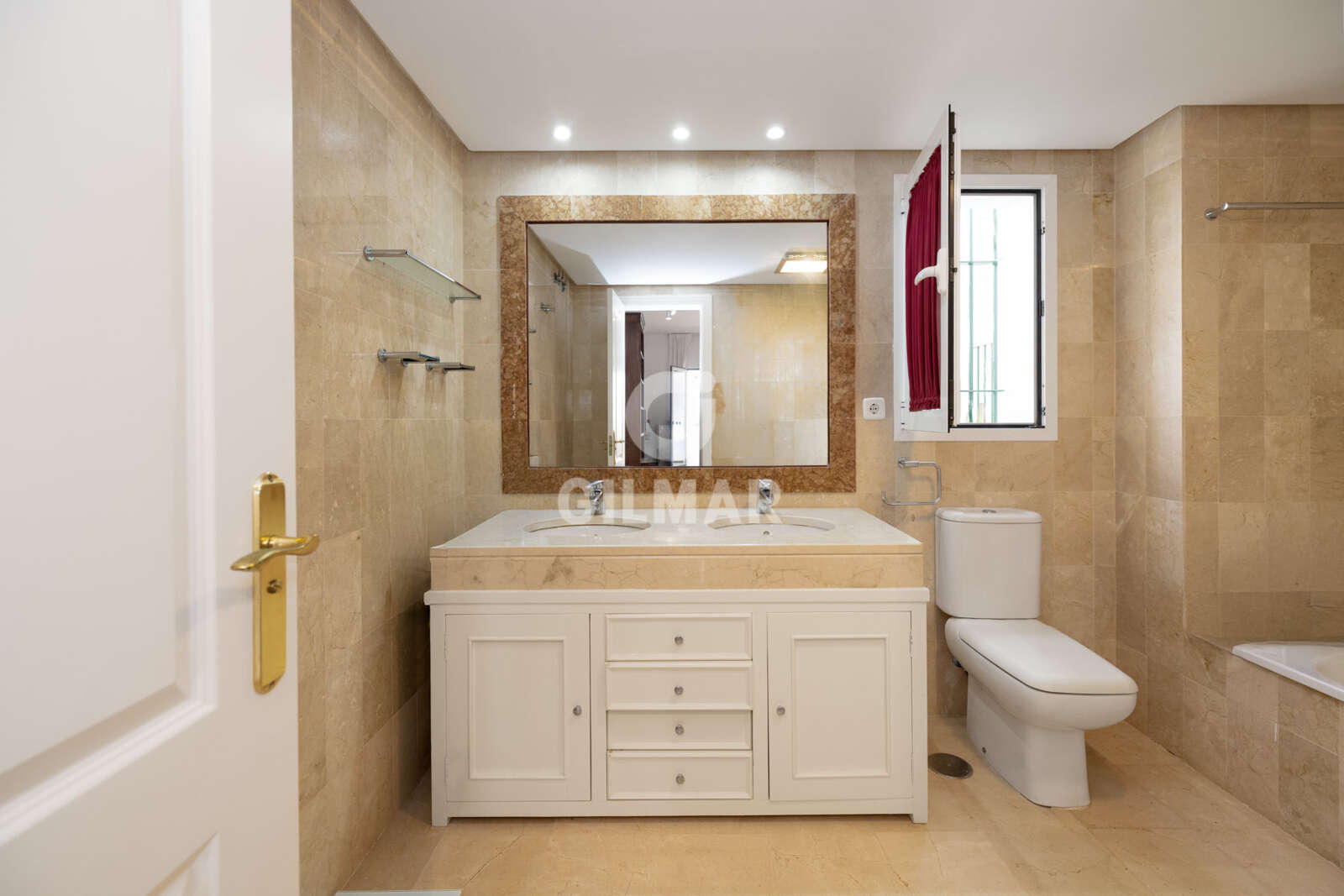 Property slider Gilmar