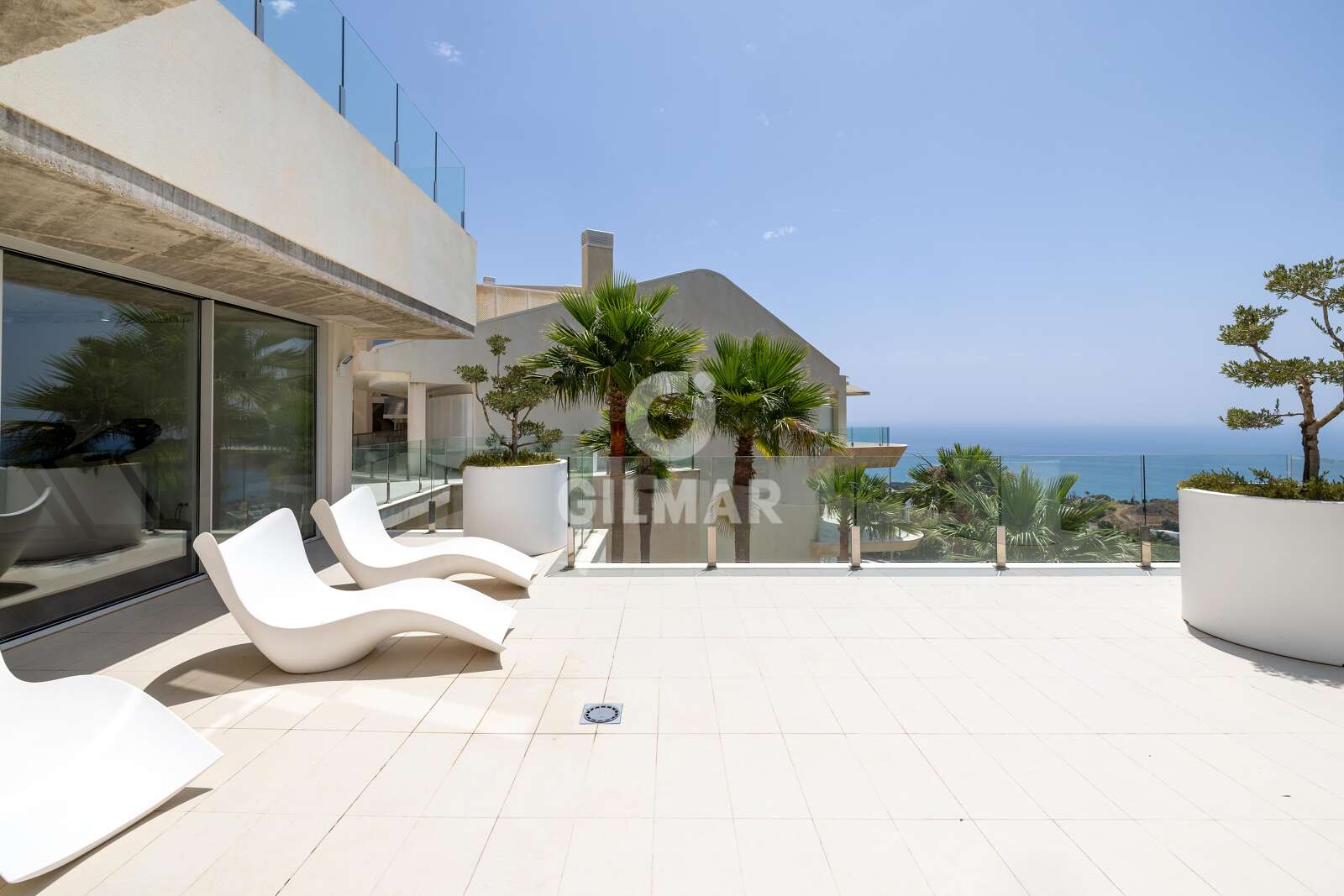 Property slider Gilmar