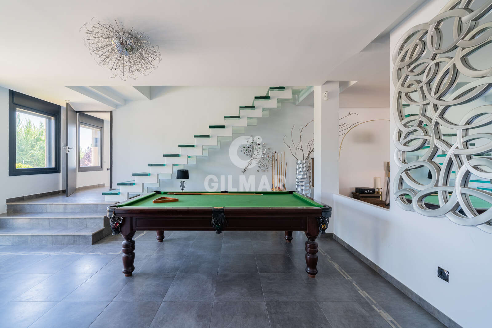 Property slider Gilmar