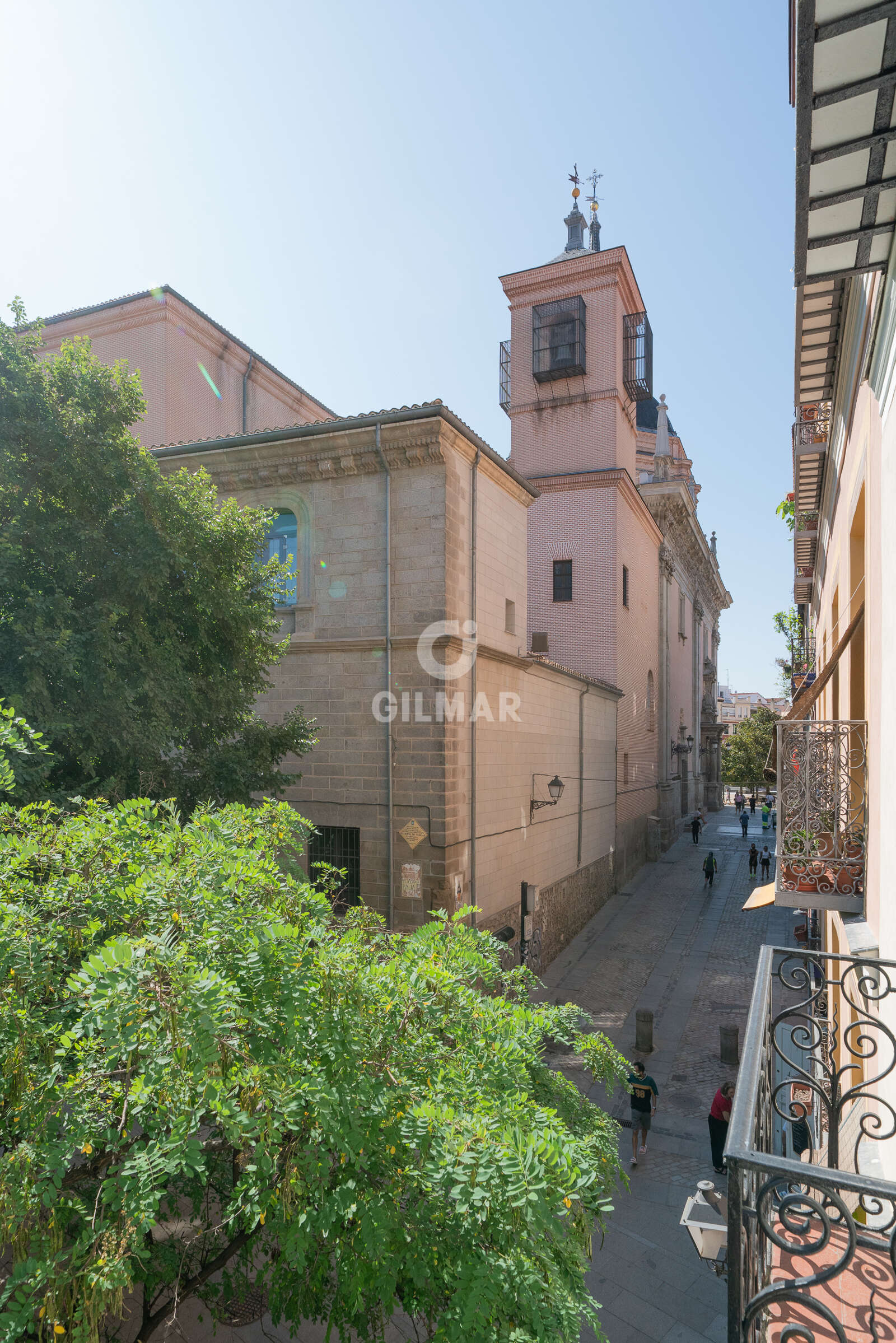Property slider Gilmar