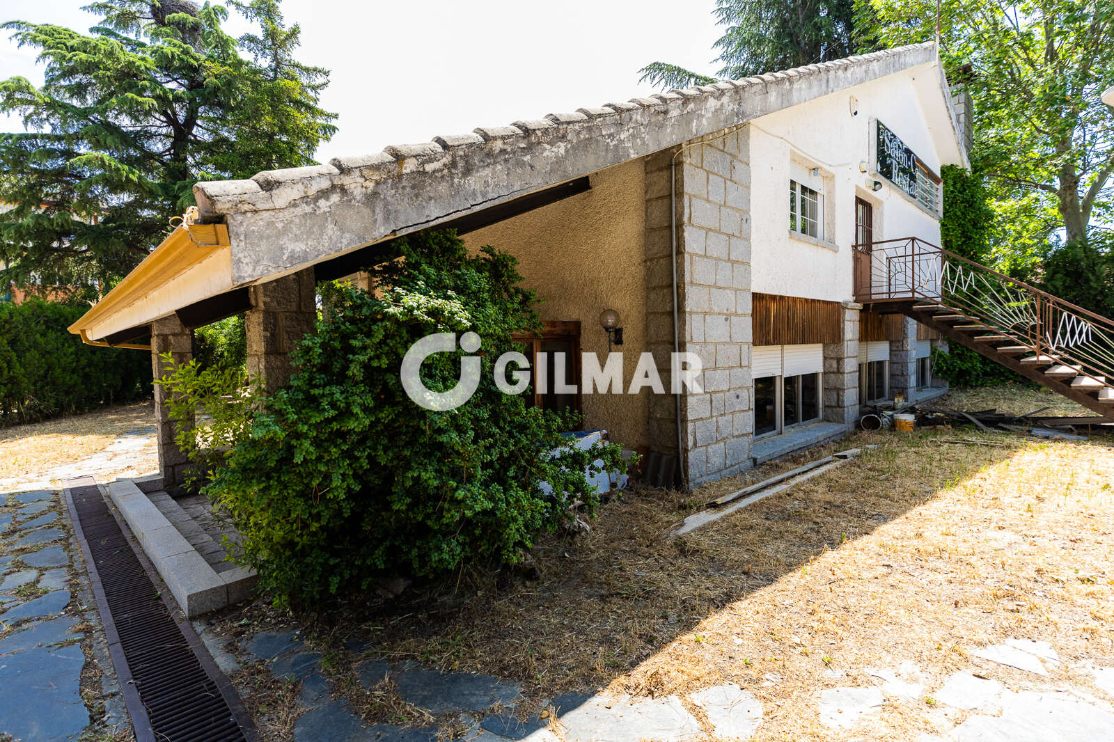 Property slider Gilmar