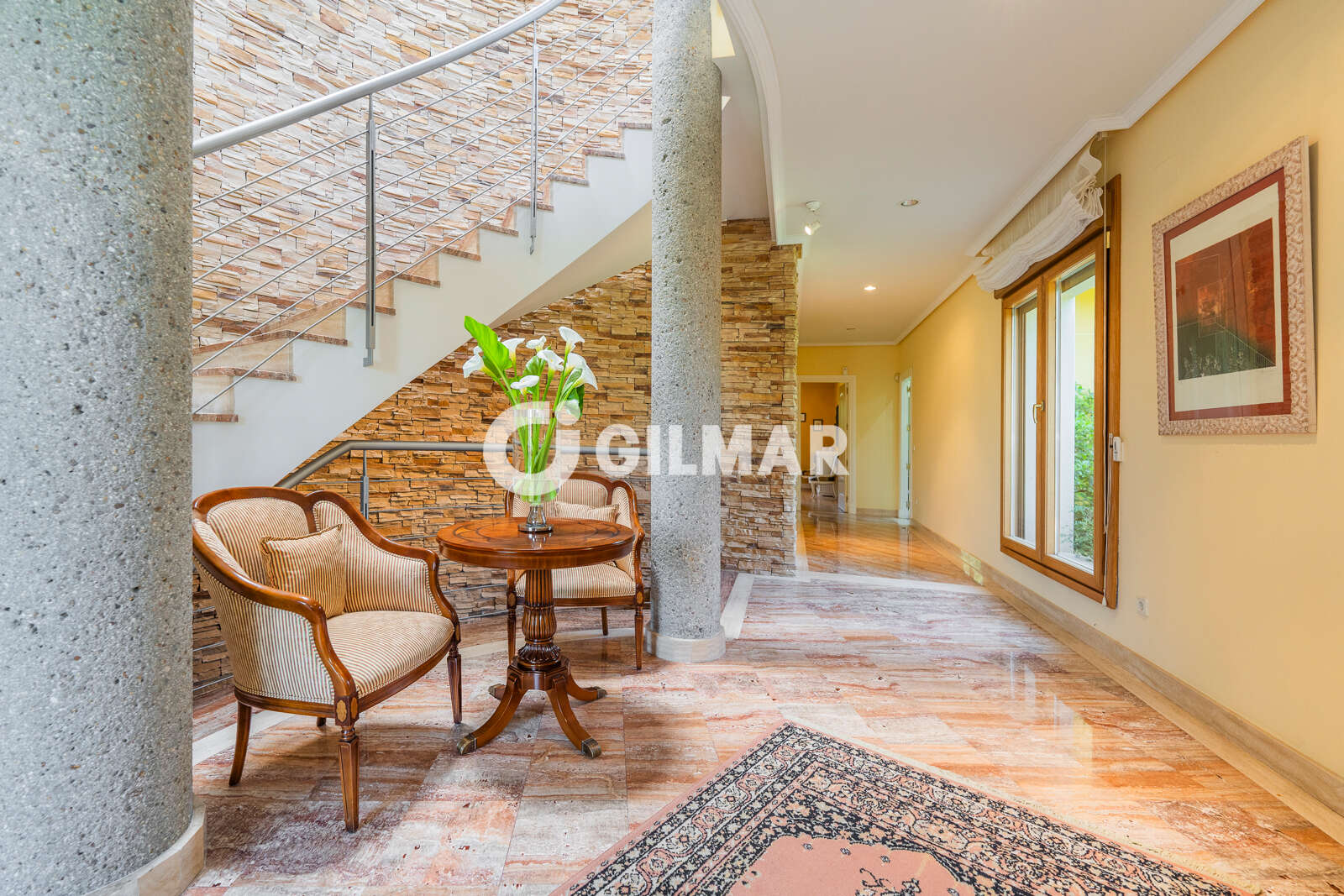 Property slider Gilmar