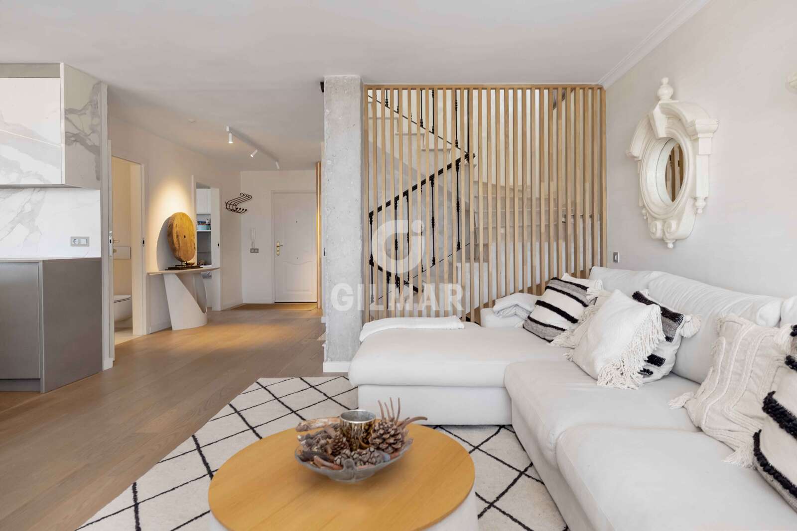 Property slider Gilmar