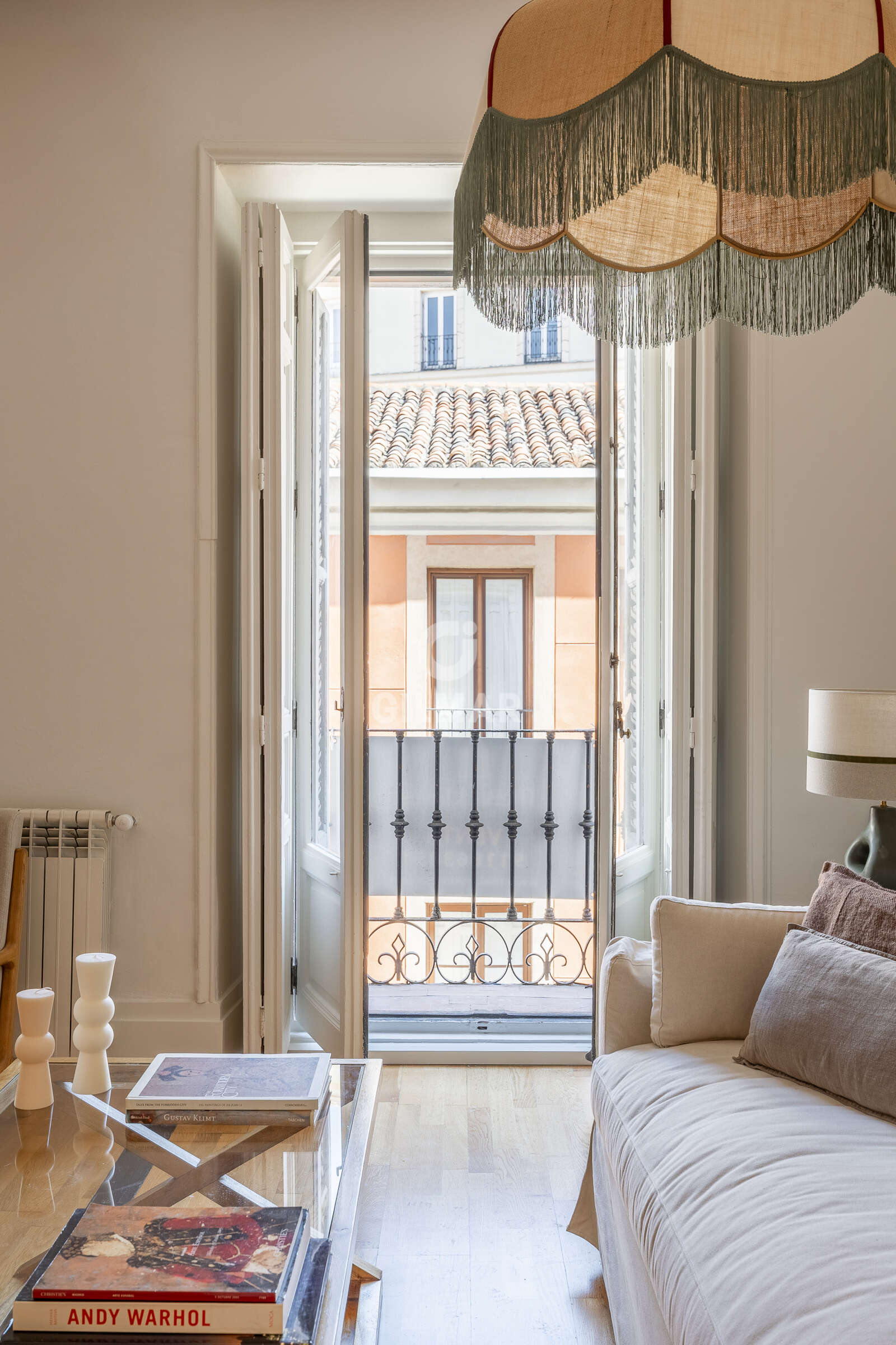 Property slider Gilmar