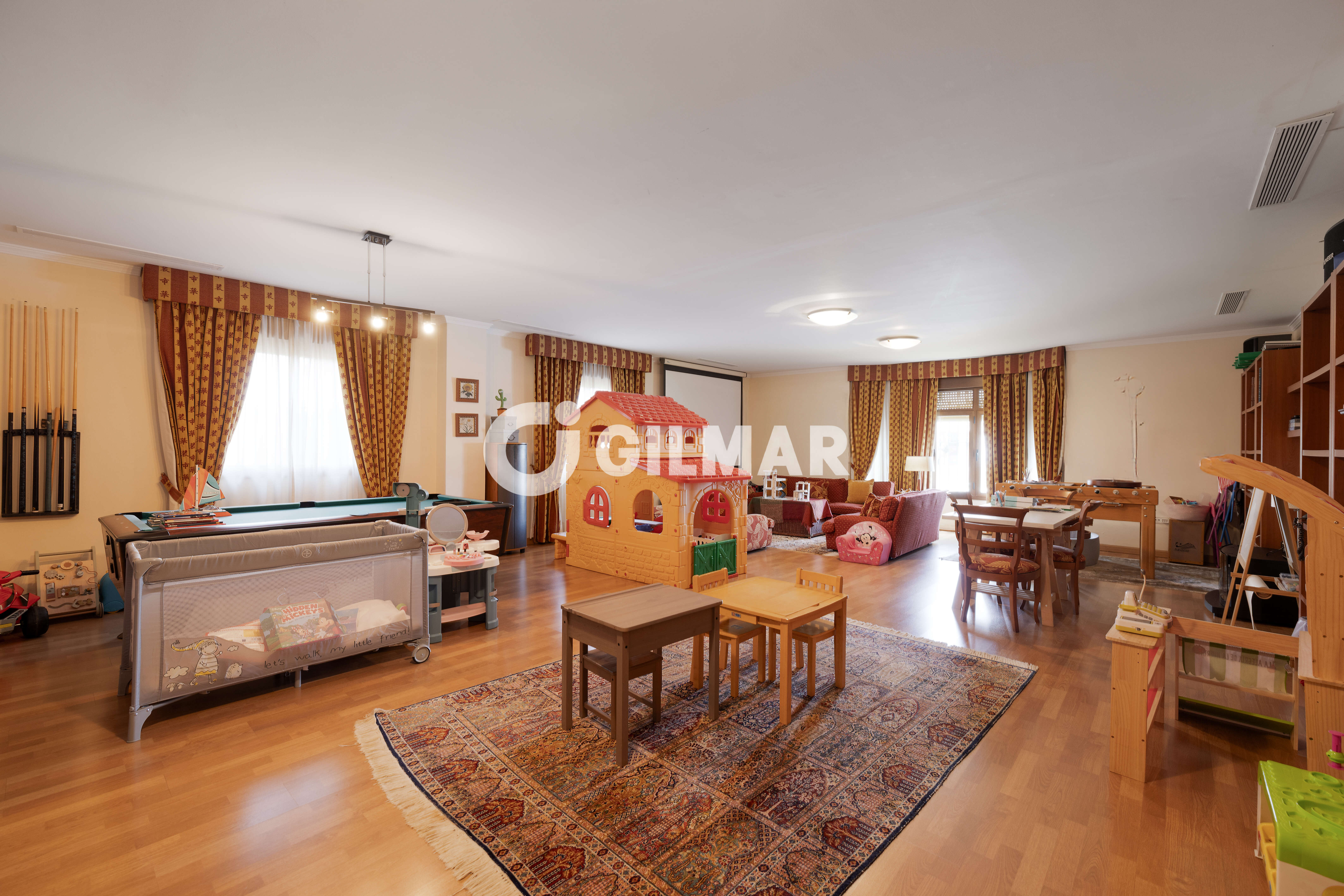 Photo of Villa